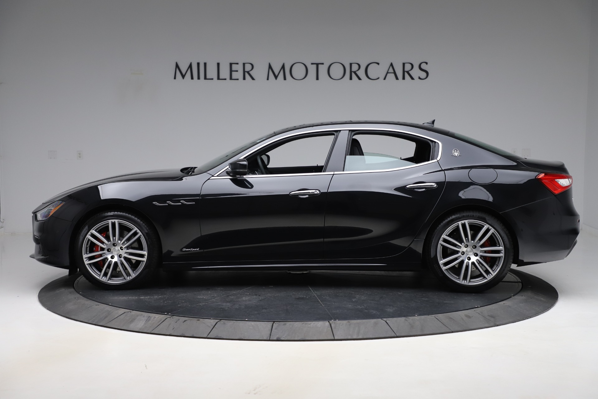 New-2020-Maserati-Ghibli-S-Q4-GranSport