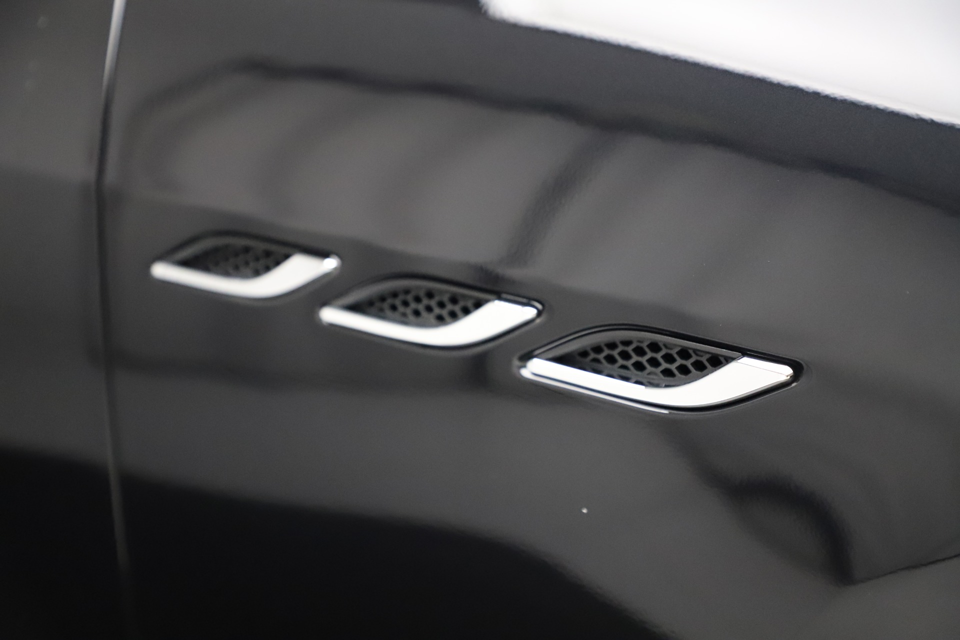 New-2020-Maserati-Ghibli-S-Q4-GranSport