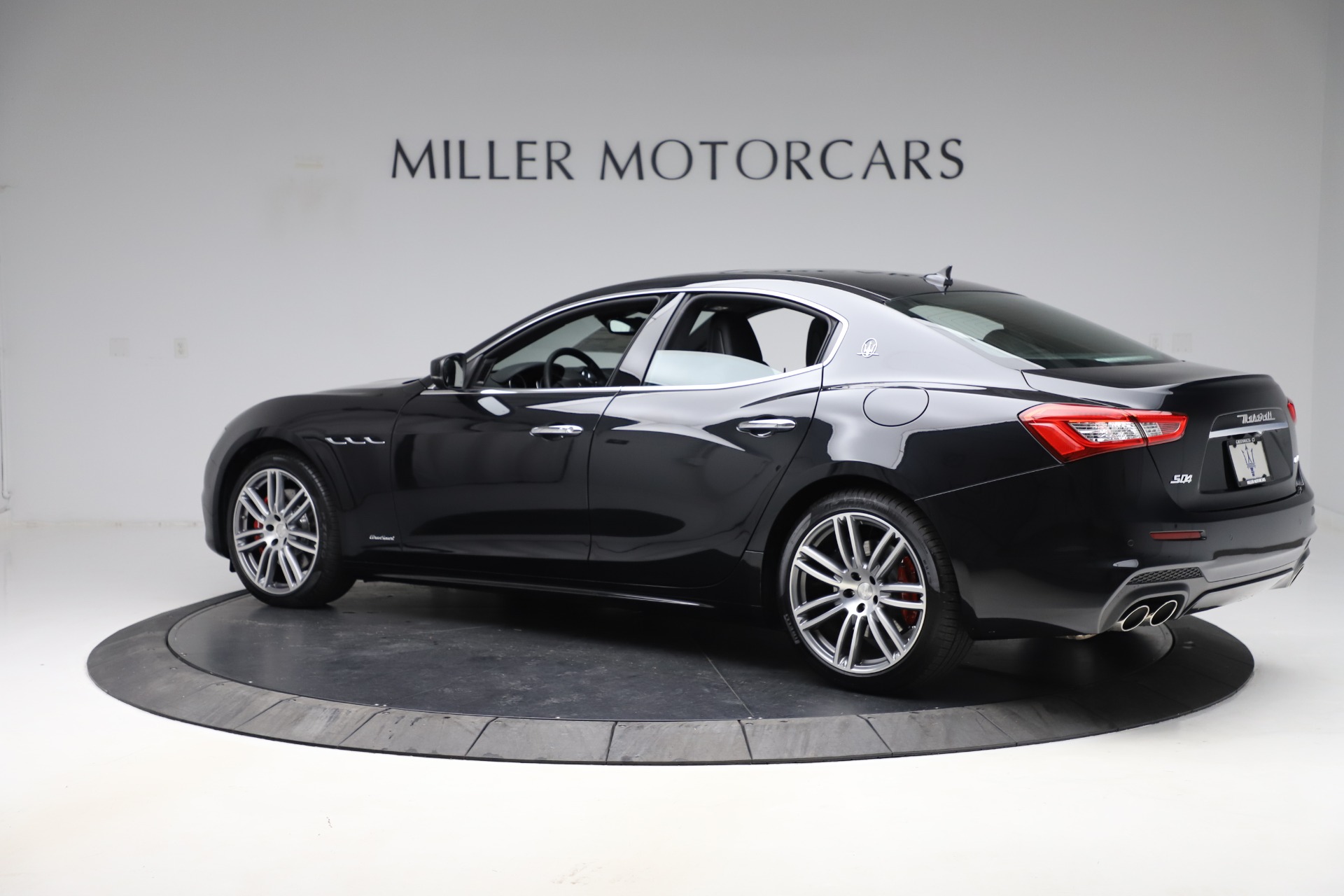 New-2020-Maserati-Ghibli-S-Q4-GranSport