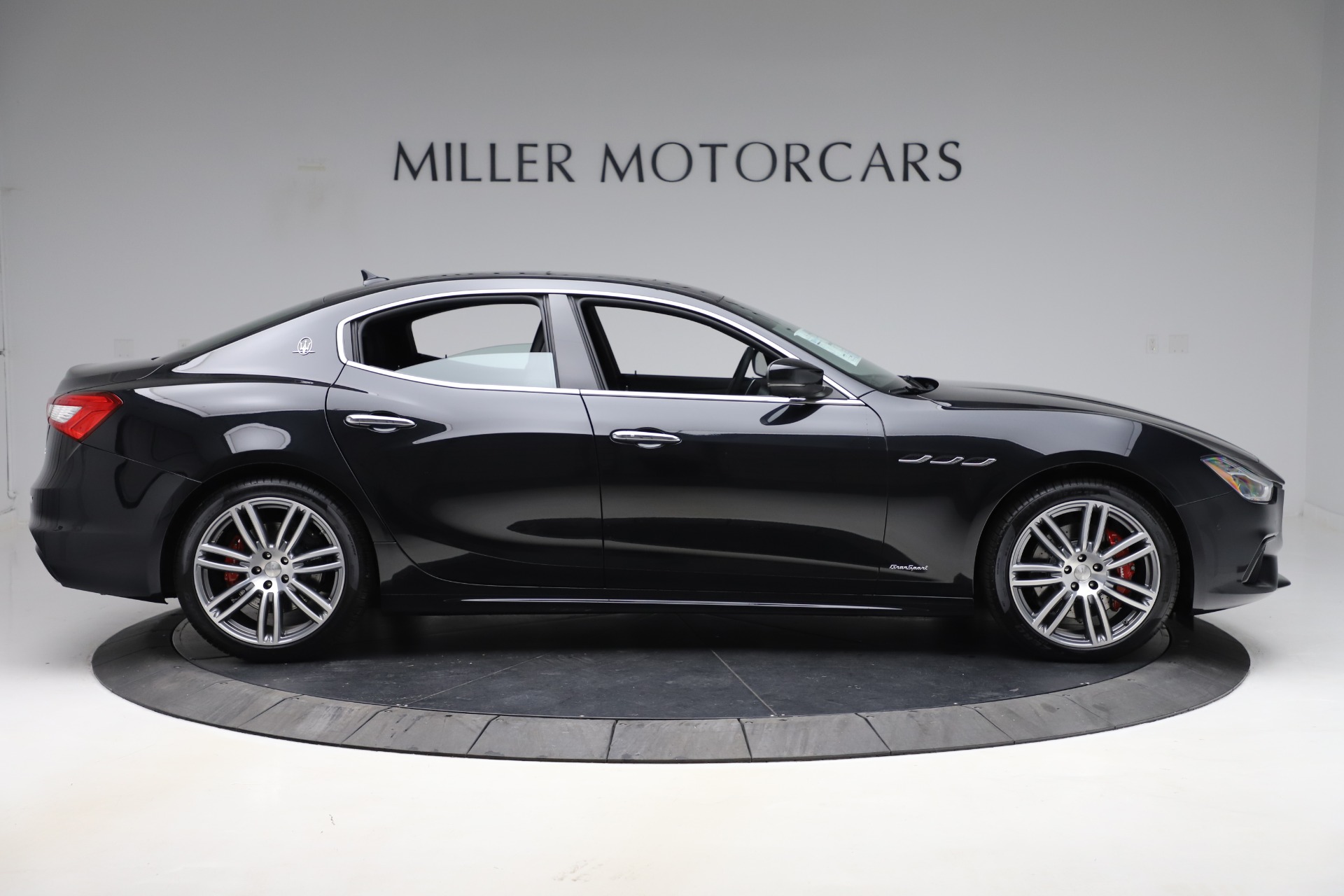 New-2020-Maserati-Ghibli-S-Q4-GranSport