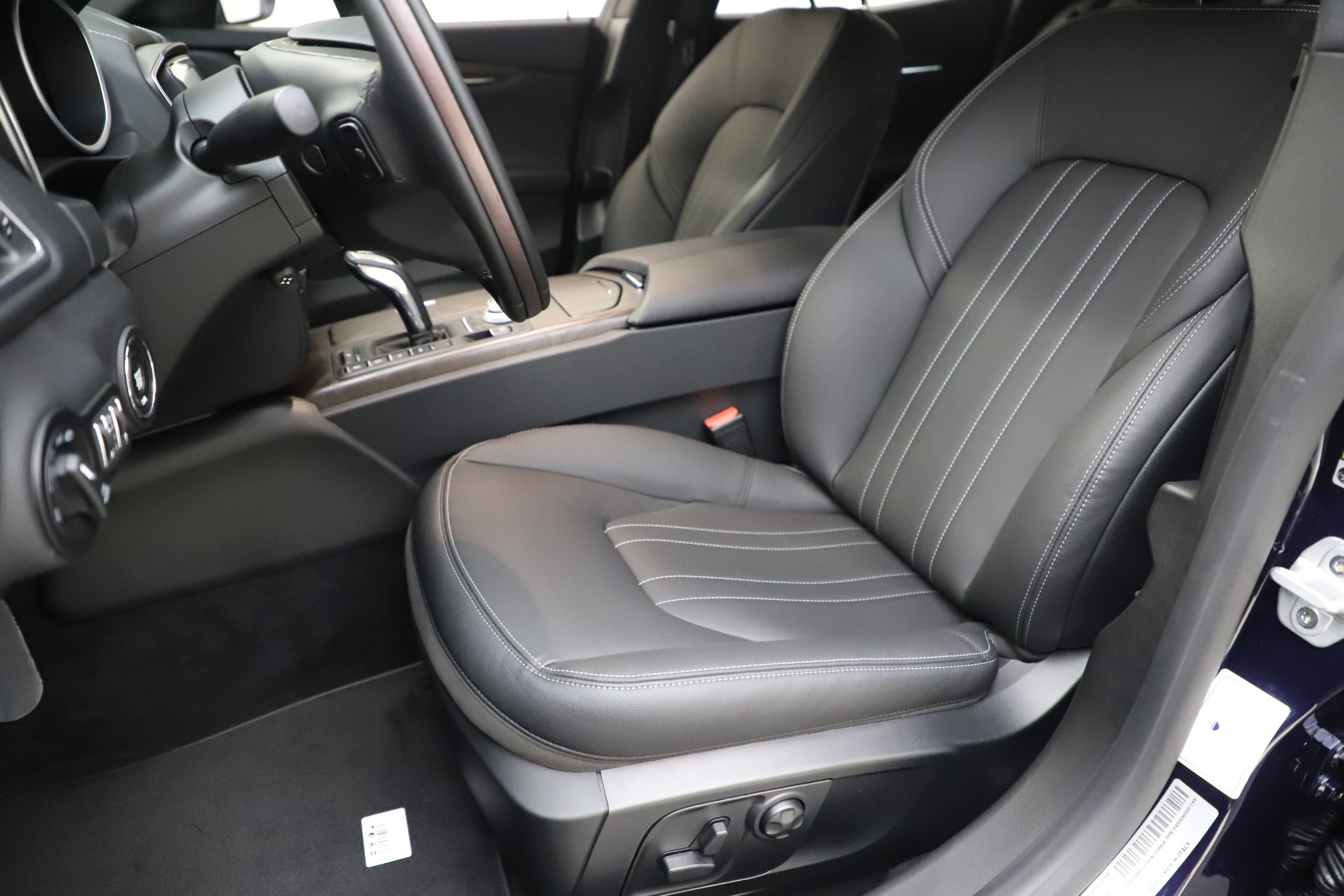 New-2019-Maserati-Ghibli-S-Q4