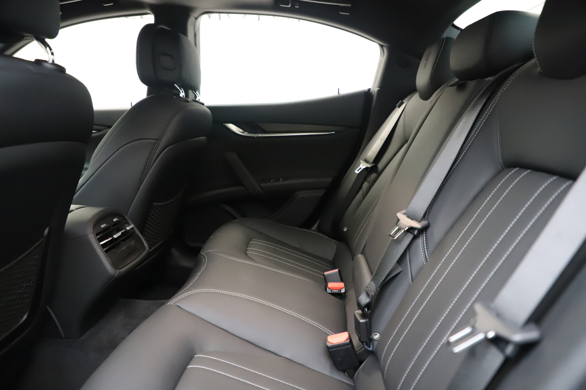 New-2019-Maserati-Ghibli-S-Q4