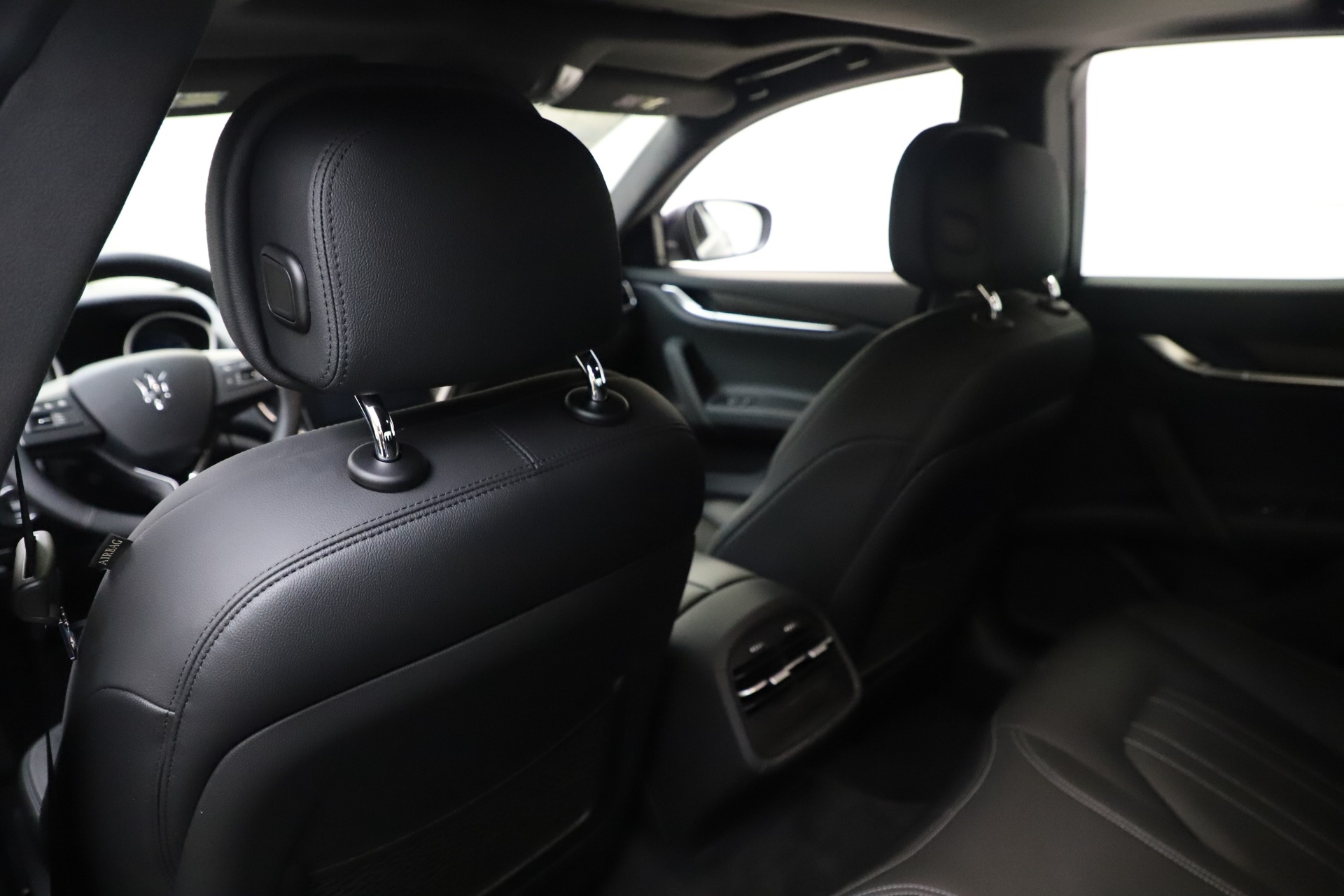 New-2019-Maserati-Ghibli-S-Q4