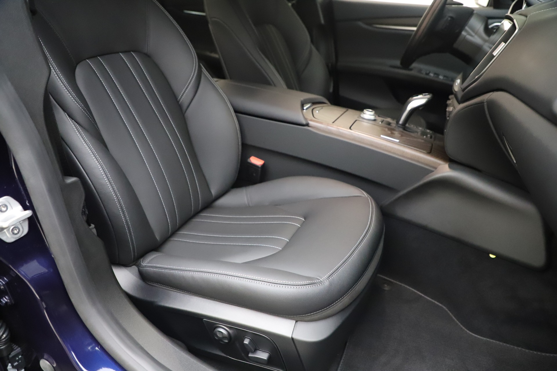 New-2019-Maserati-Ghibli-S-Q4