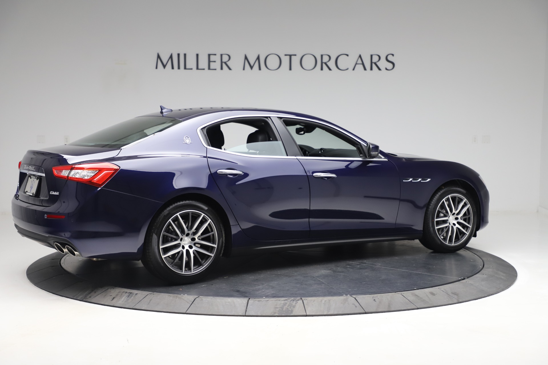 New-2019-Maserati-Ghibli-S-Q4