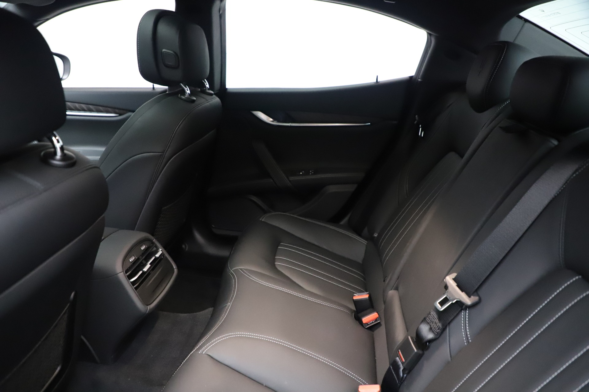 New-2019-Maserati-Ghibli-S-Q4