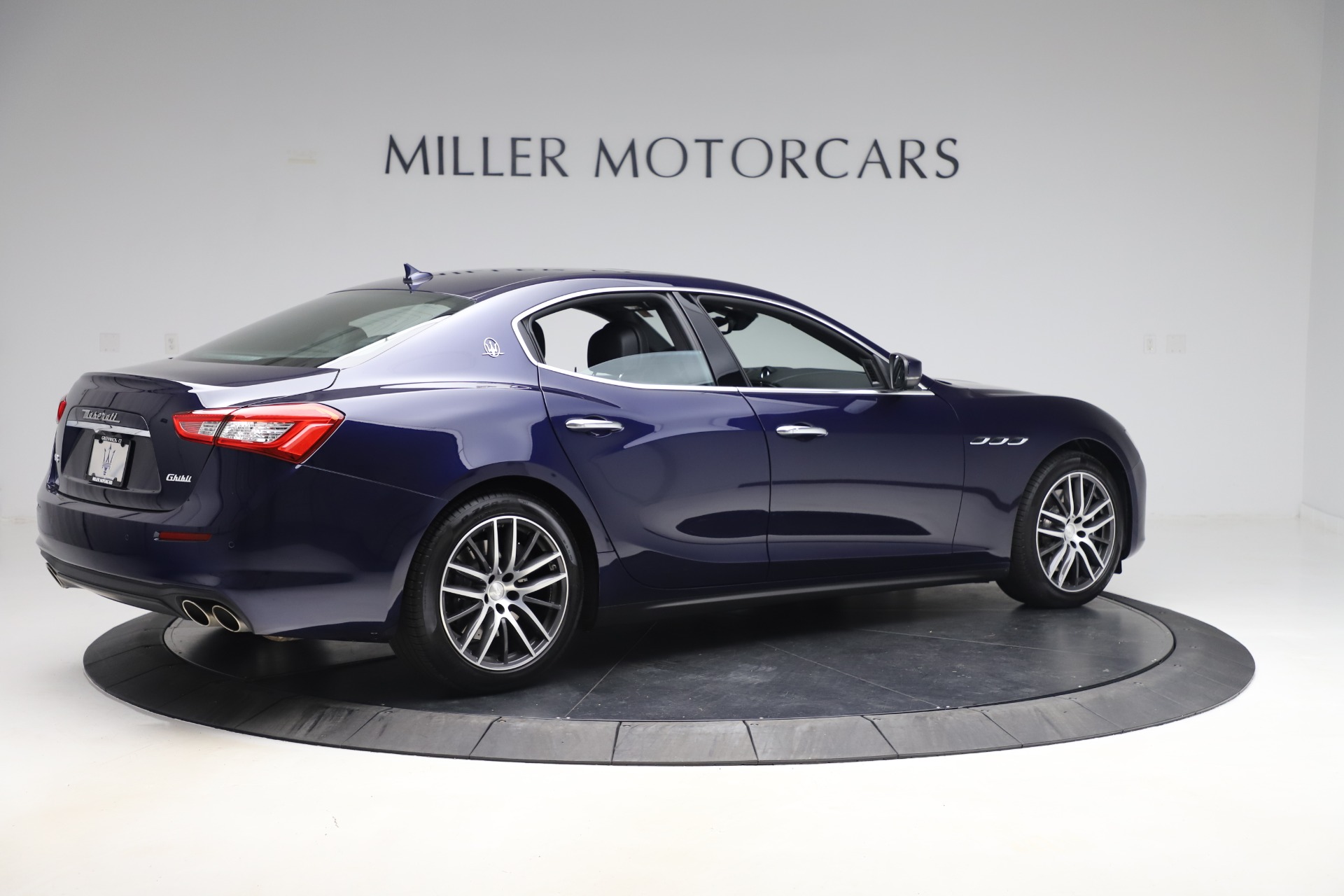 New-2019-Maserati-Ghibli-S-Q4