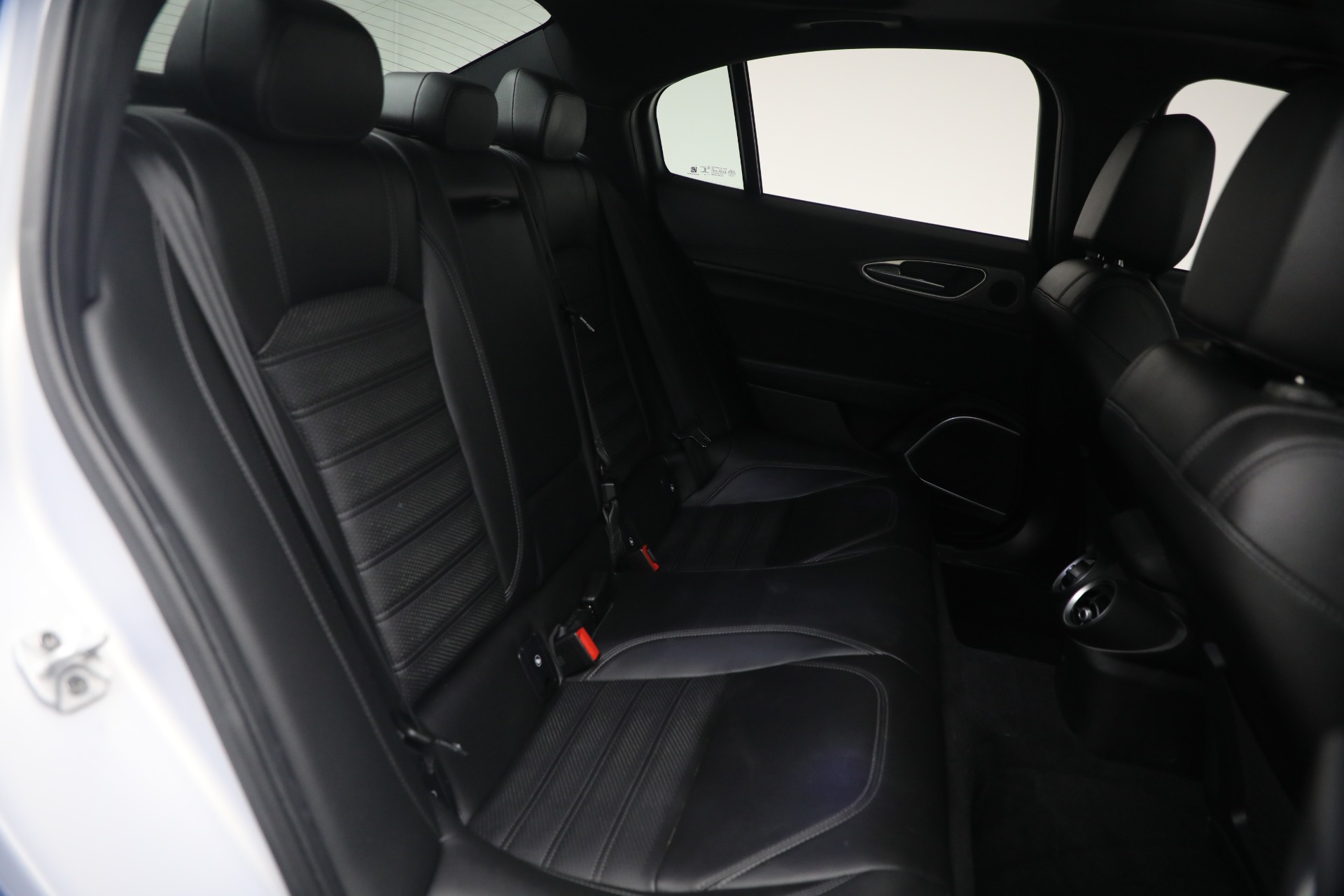 Used-2020-Alfa-Romeo-Giulia-Ti-Sport-Q4