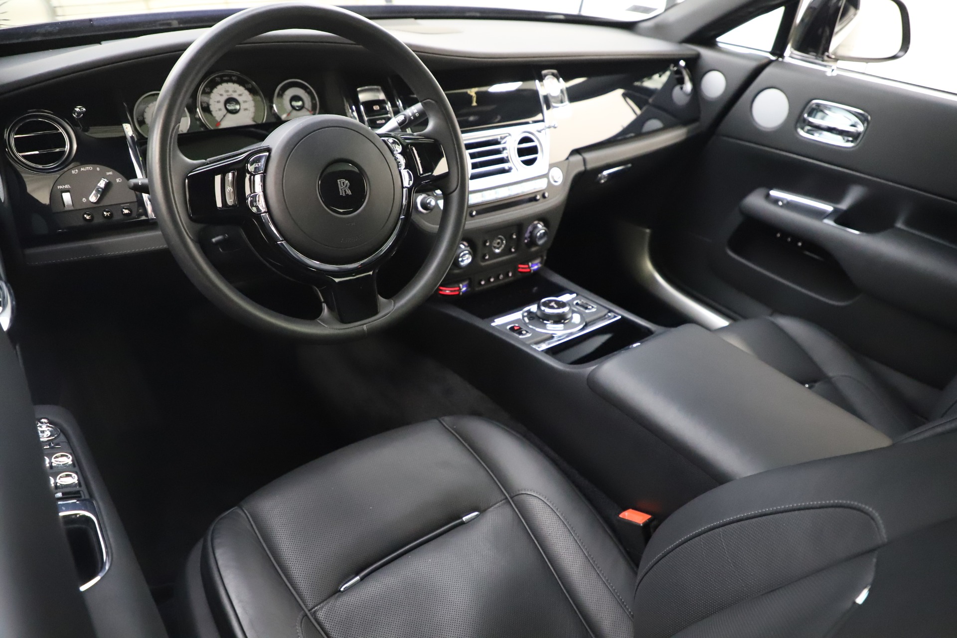 Used-2015-Rolls-Royce-Wraith