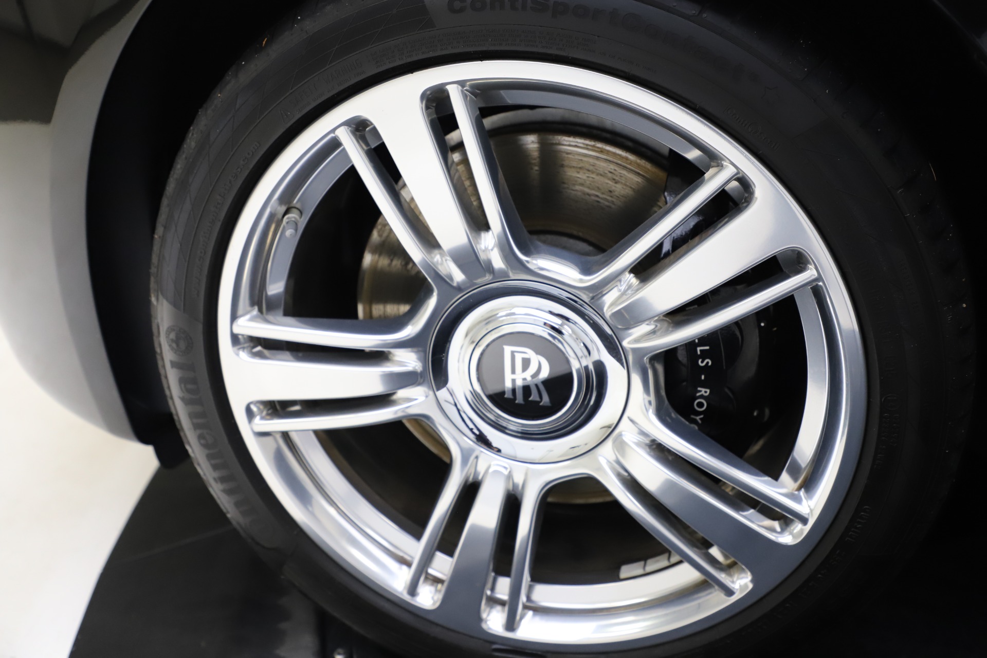 Used-2015-Rolls-Royce-Wraith