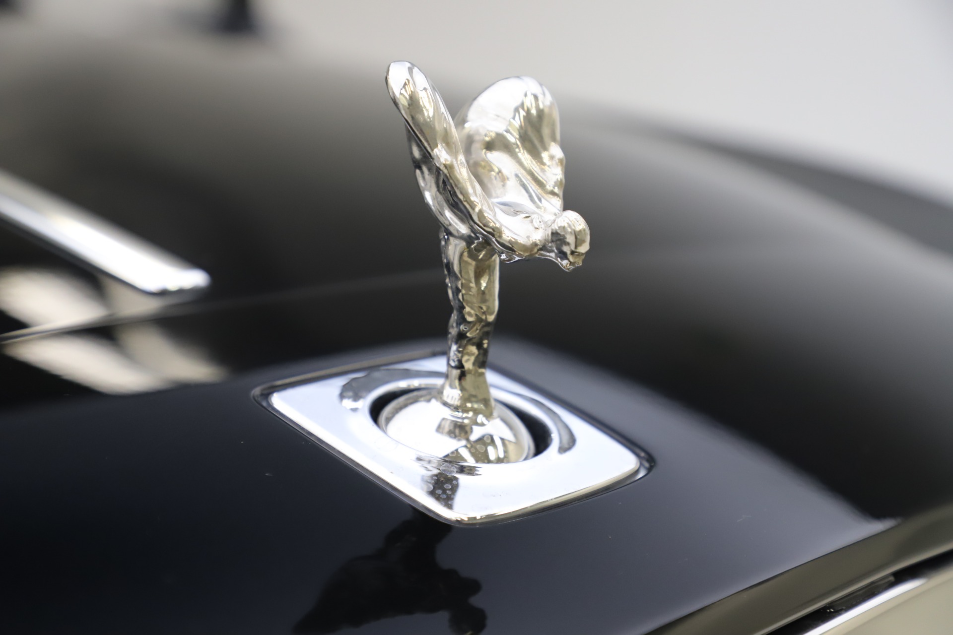 Used-2015-Rolls-Royce-Wraith