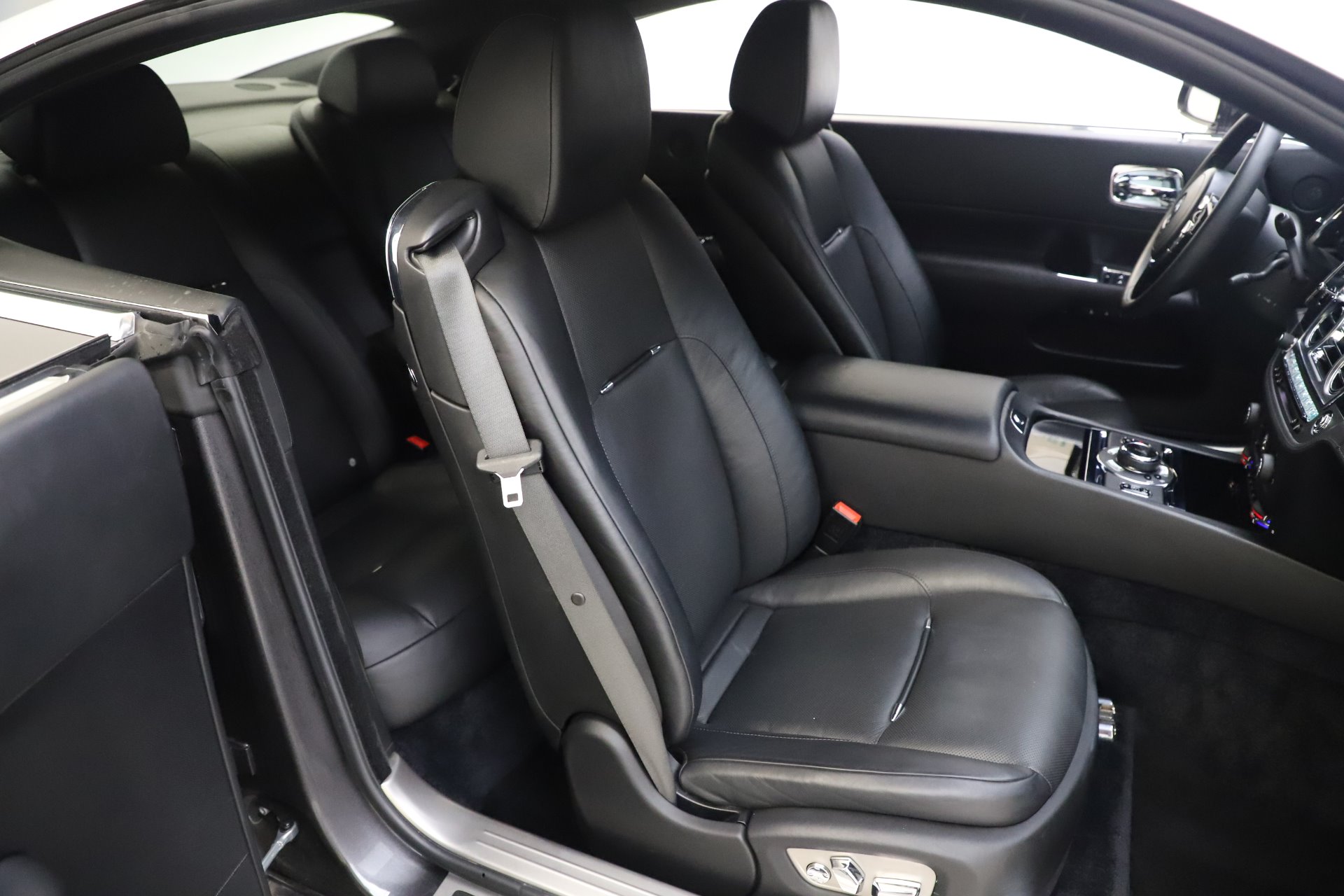 Used-2014-Rolls-Royce-Wraith