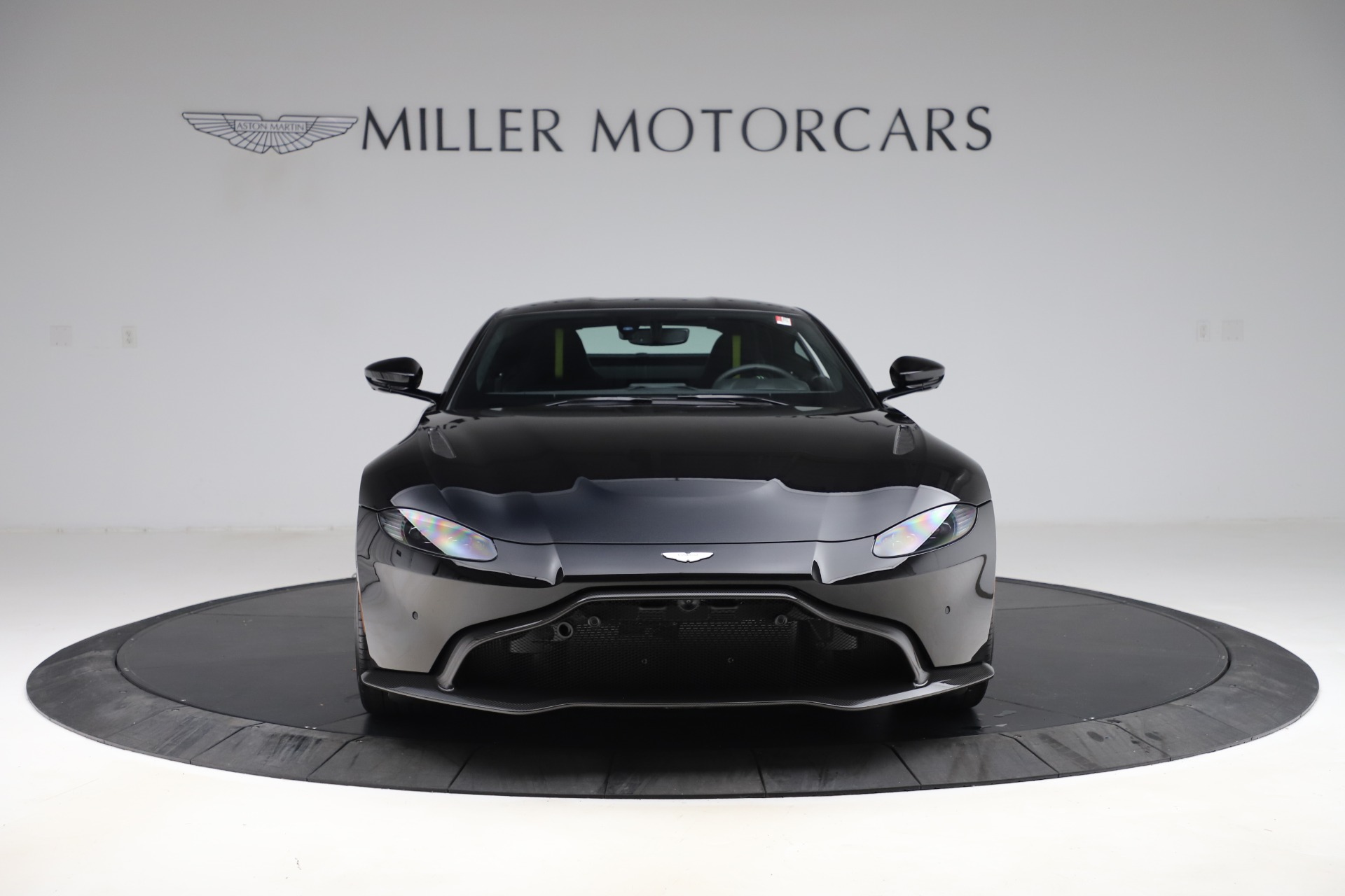 New-2020-Aston-Martin-Vantage-AMR-Coupe