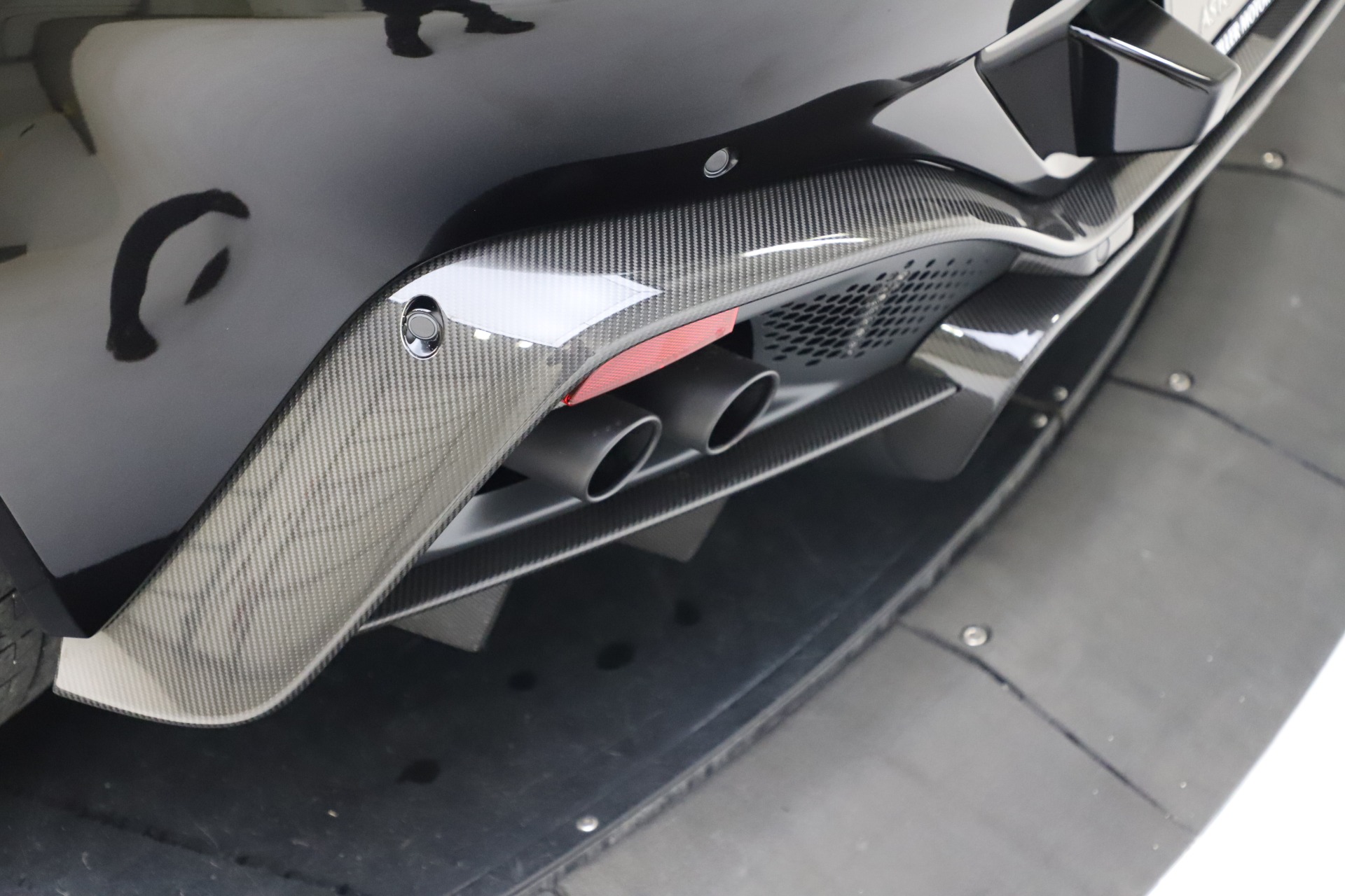 New-2020-Aston-Martin-Vantage-AMR-Coupe