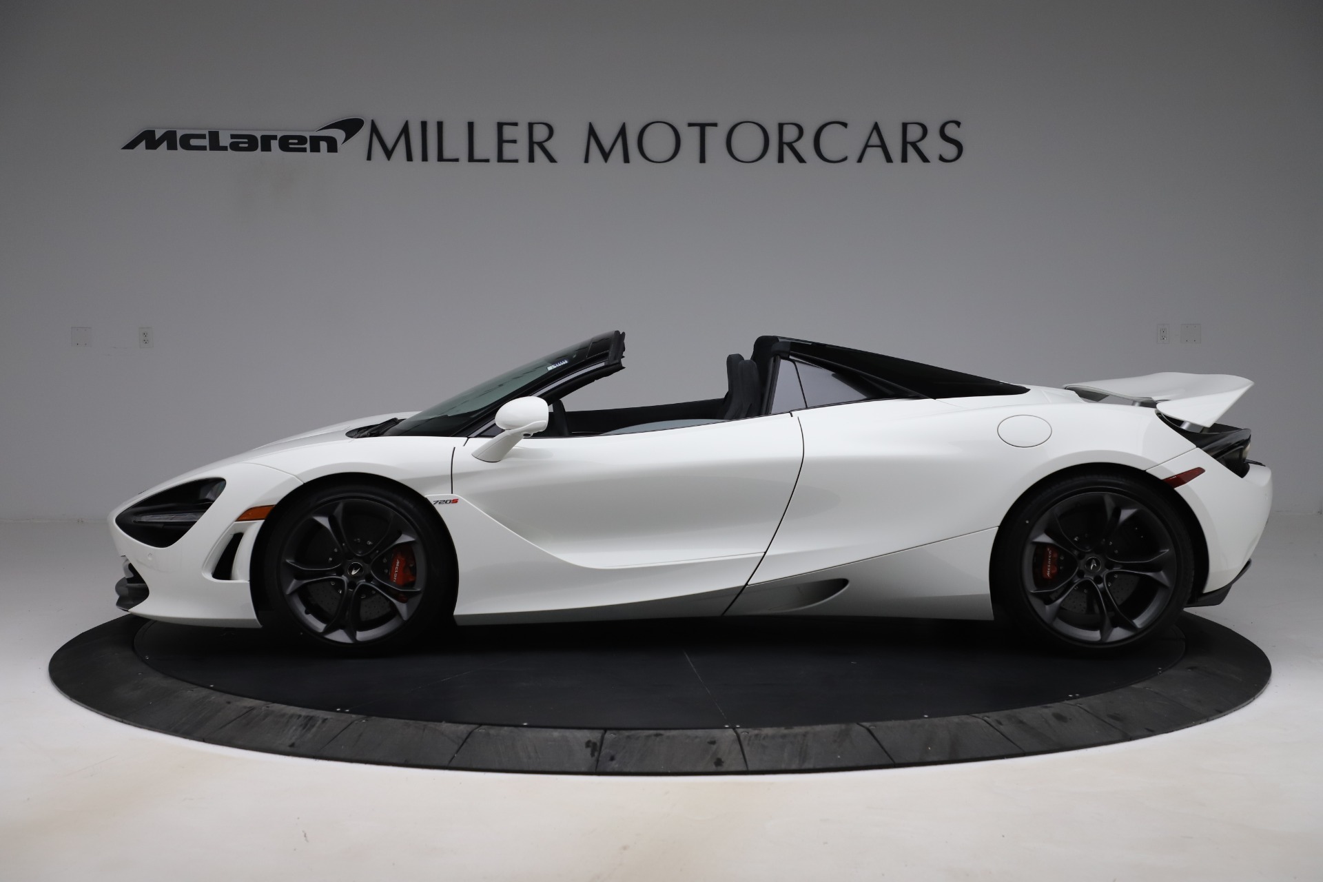Used-2020-McLaren-720S-Spider
