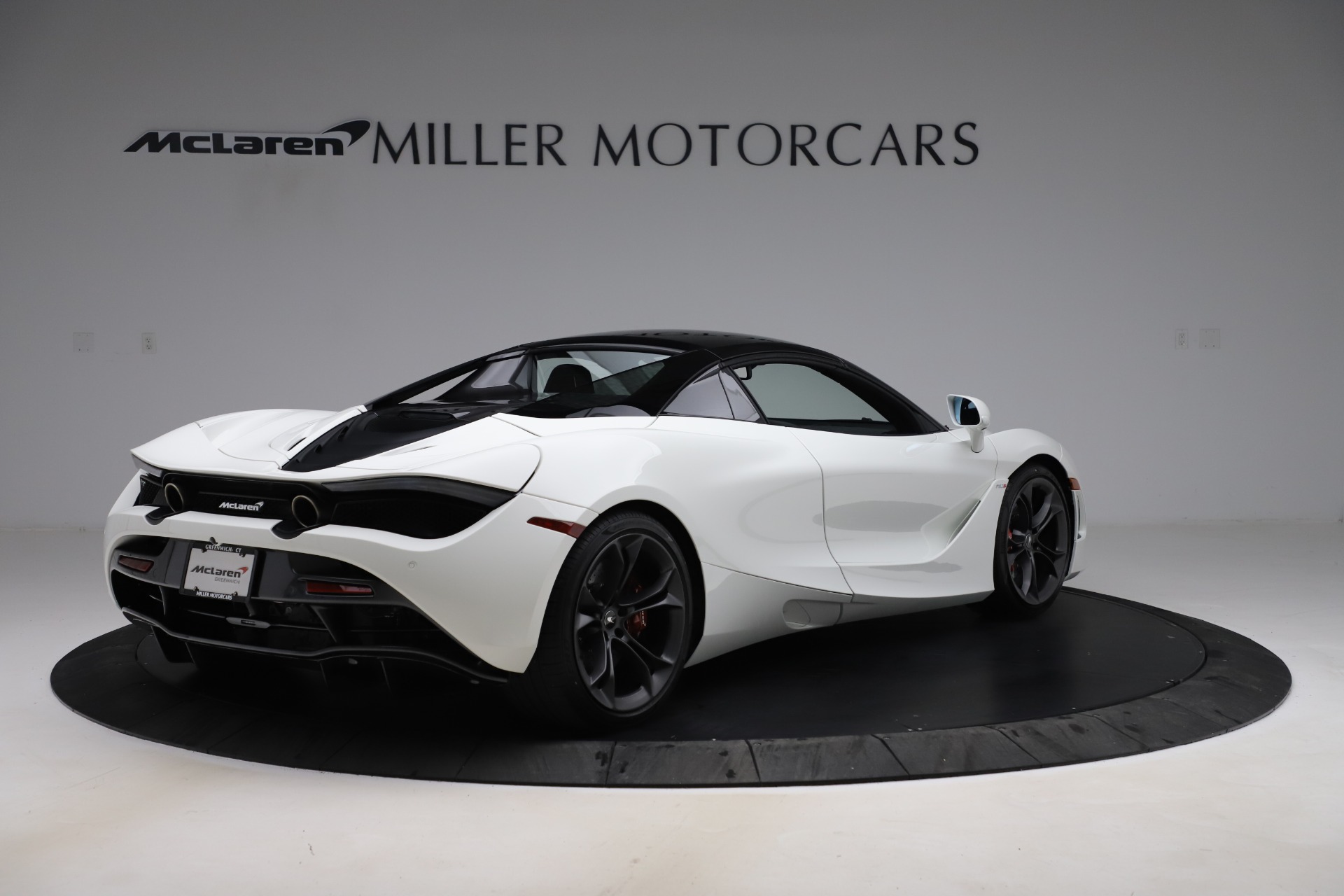 Used-2020-McLaren-720S-Spider