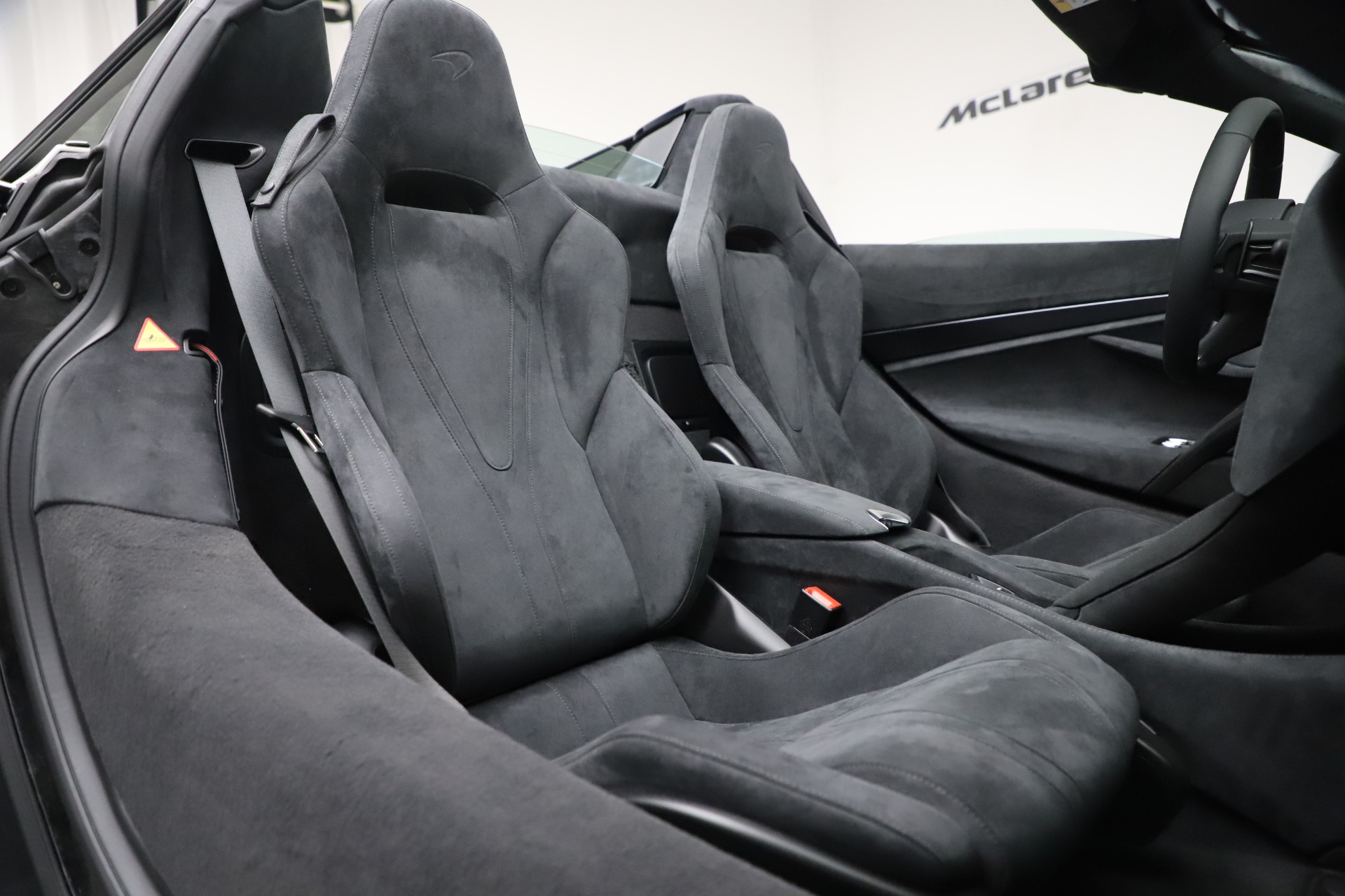 Used-2020-McLaren-720S-Spider