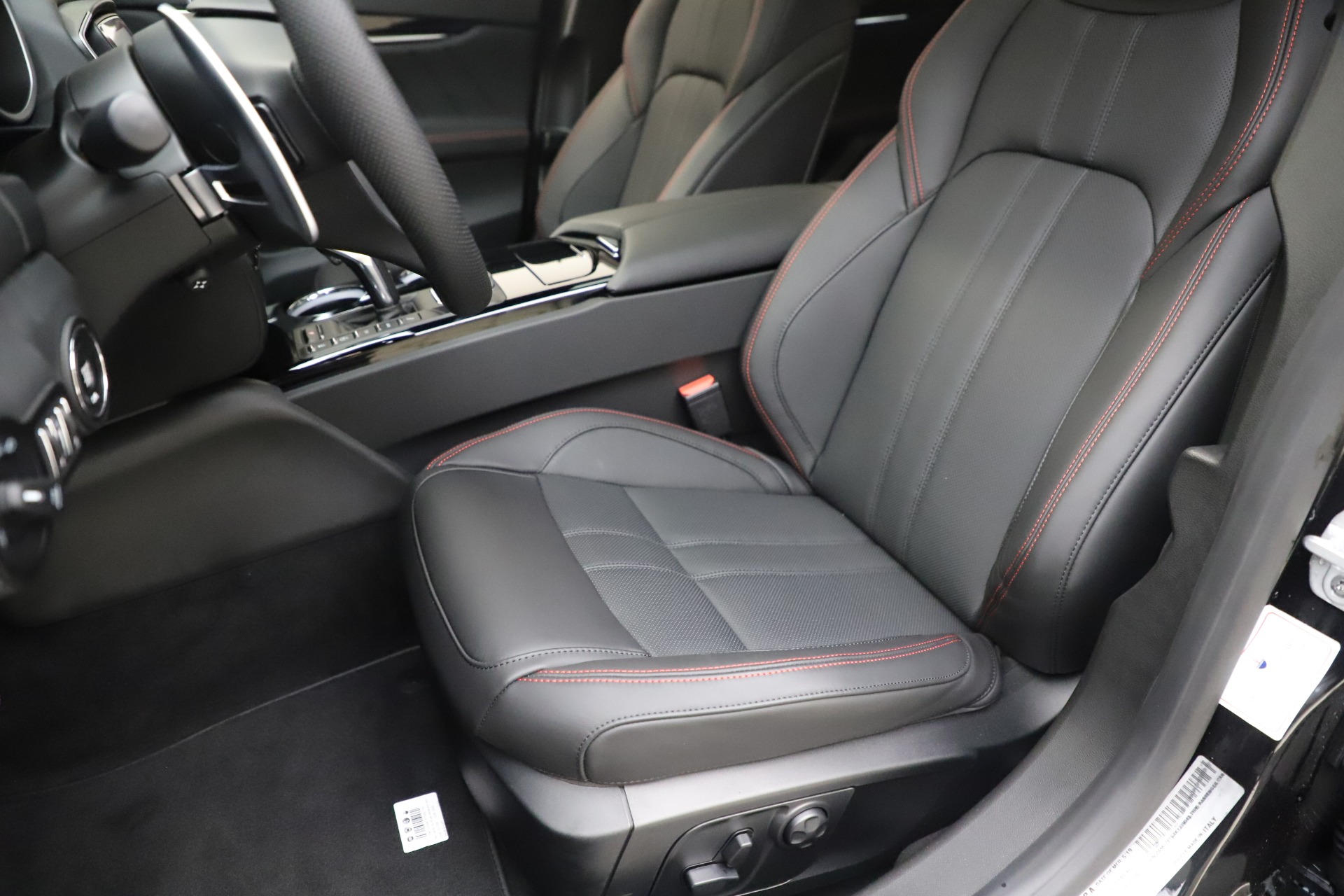 New-2019-Maserati-Ghibli-S-Q4-GranSport