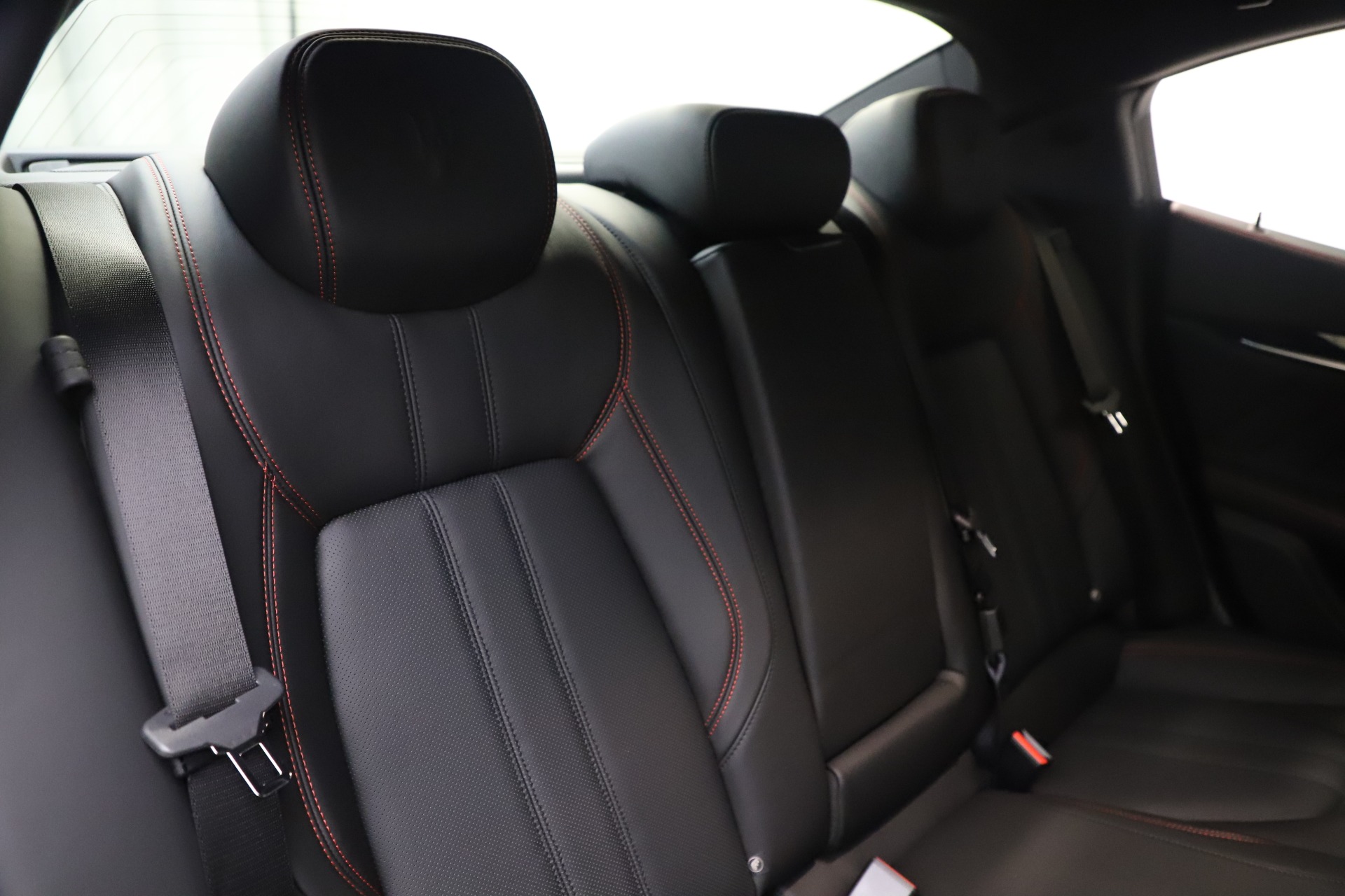 New-2019-Maserati-Ghibli-S-Q4-GranSport