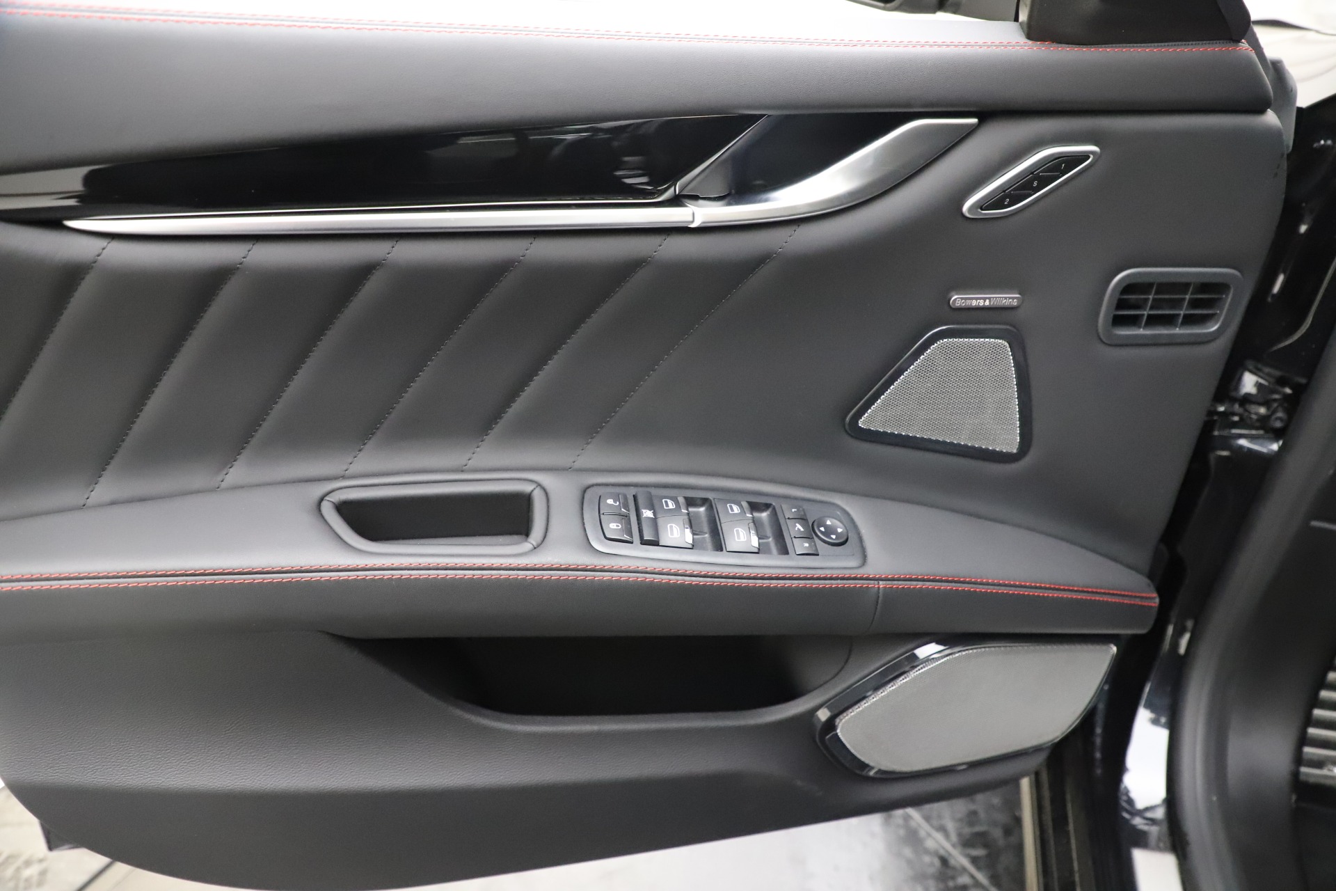 New-2019-Maserati-Ghibli-S-Q4-GranSport