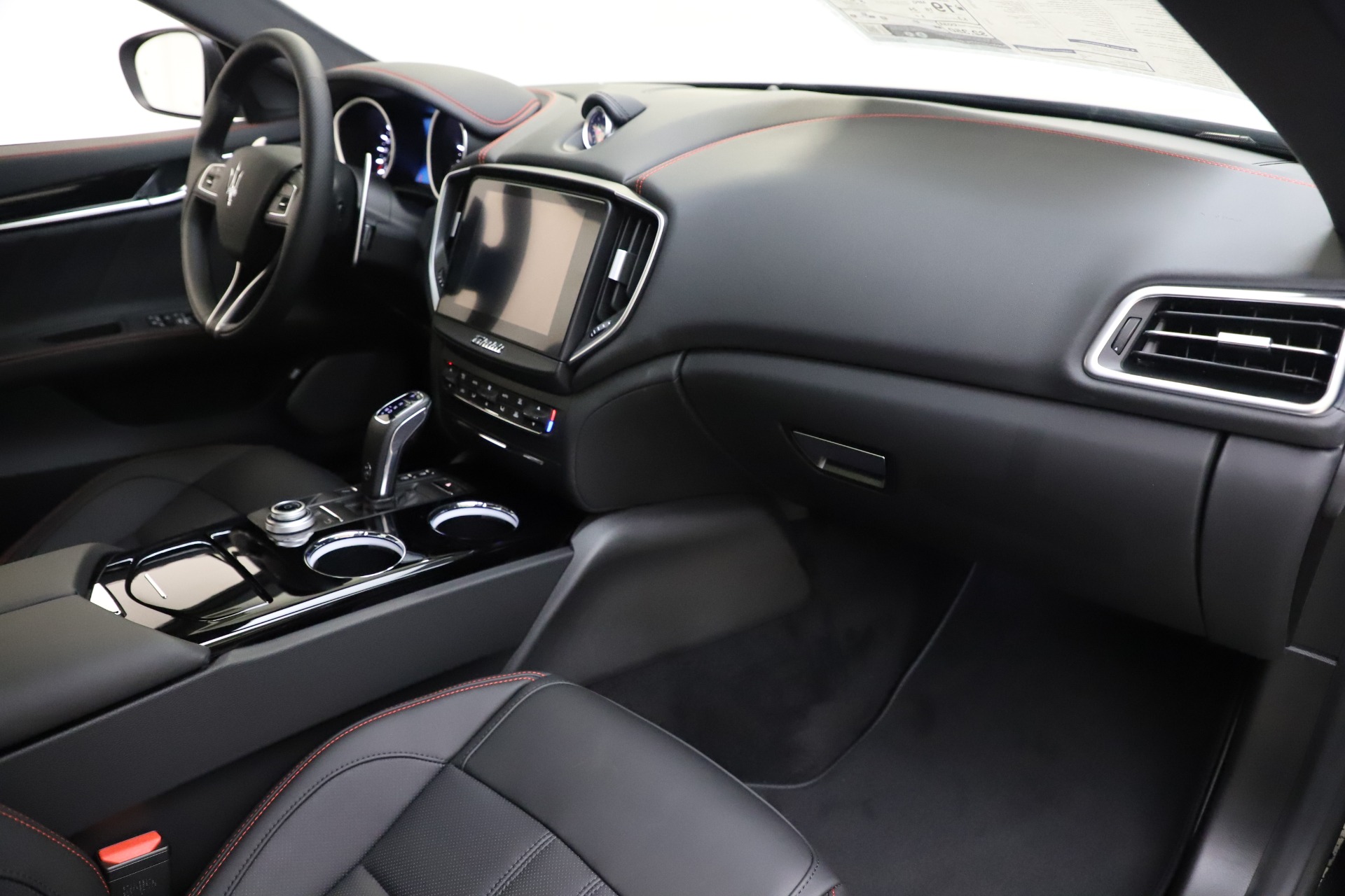 New-2019-Maserati-Ghibli-S-Q4-GranSport