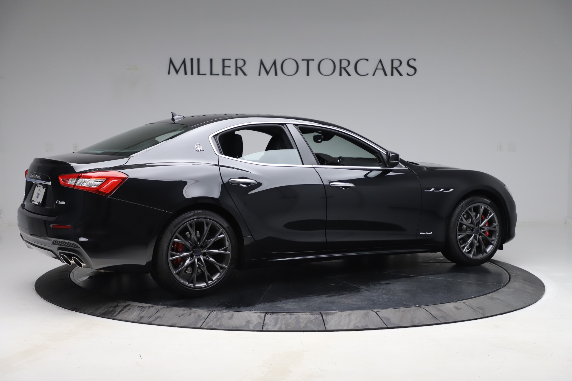 New-2019-Maserati-Ghibli-S-Q4-GranSport