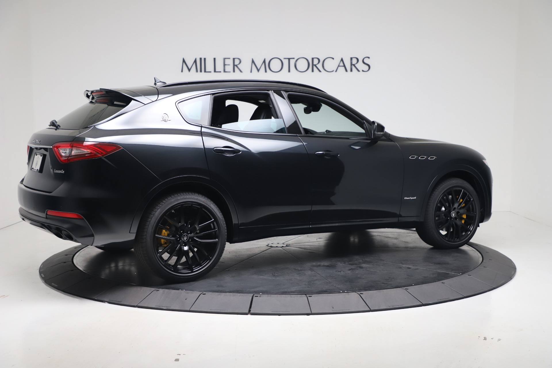 New-2020-Maserati-Levante-S-Q4-GranSport