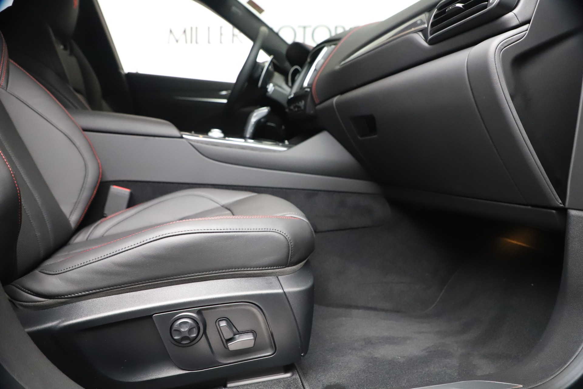 New-2020-Maserati-Levante-Q4-GranSport