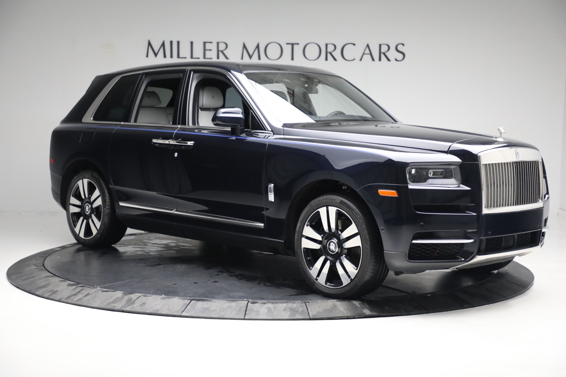 Used-2019-Rolls-Royce-Cullinan