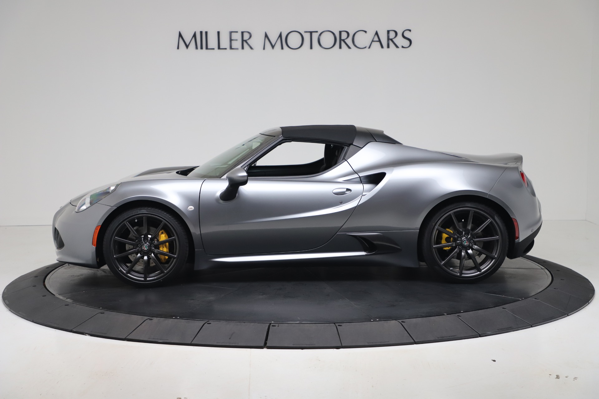 New-2020-Alfa-Romeo-4C-Spider