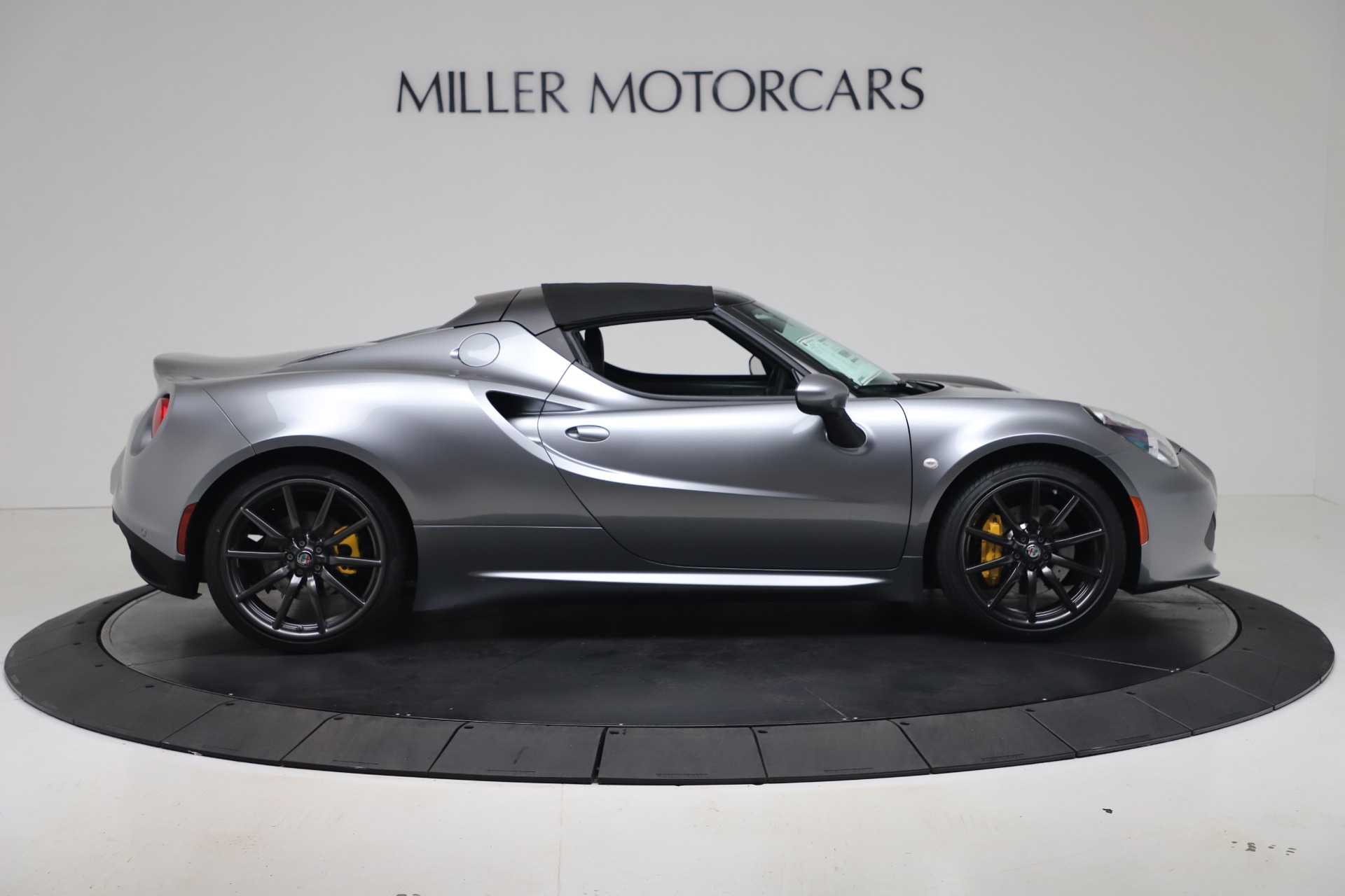 New-2020-Alfa-Romeo-4C-Spider