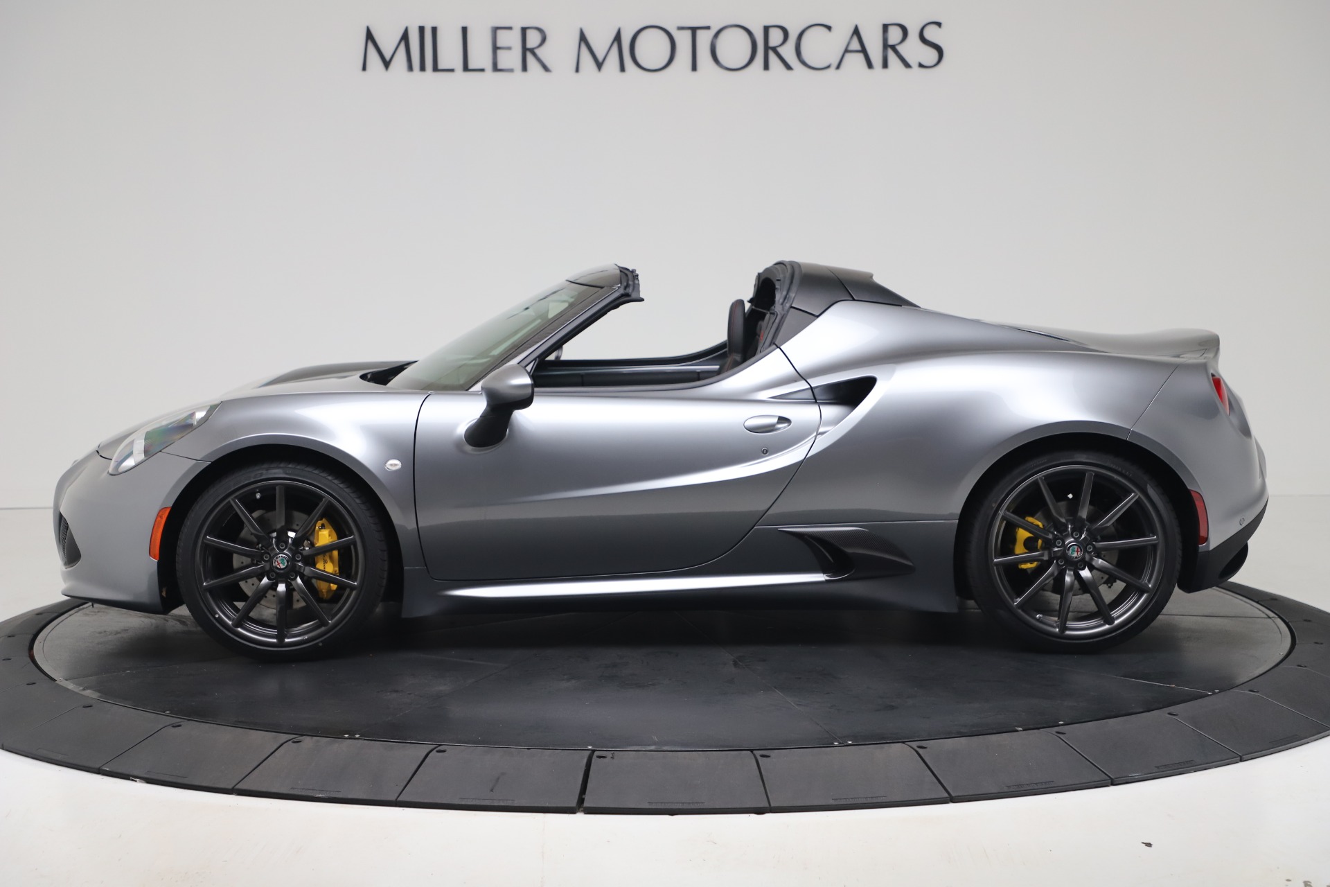 New-2020-Alfa-Romeo-4C-Spider