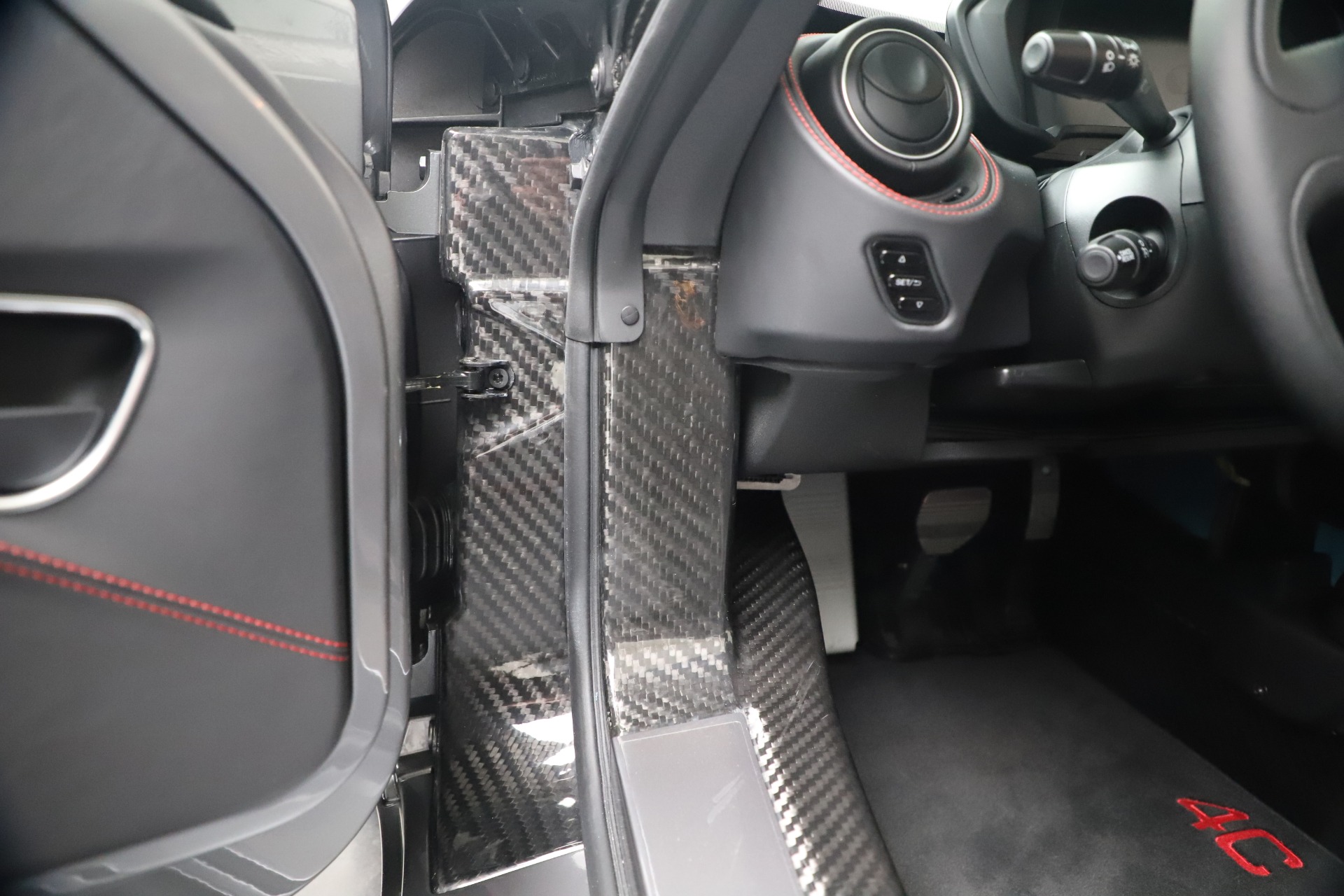 New-2020-Alfa-Romeo-4C-Spider