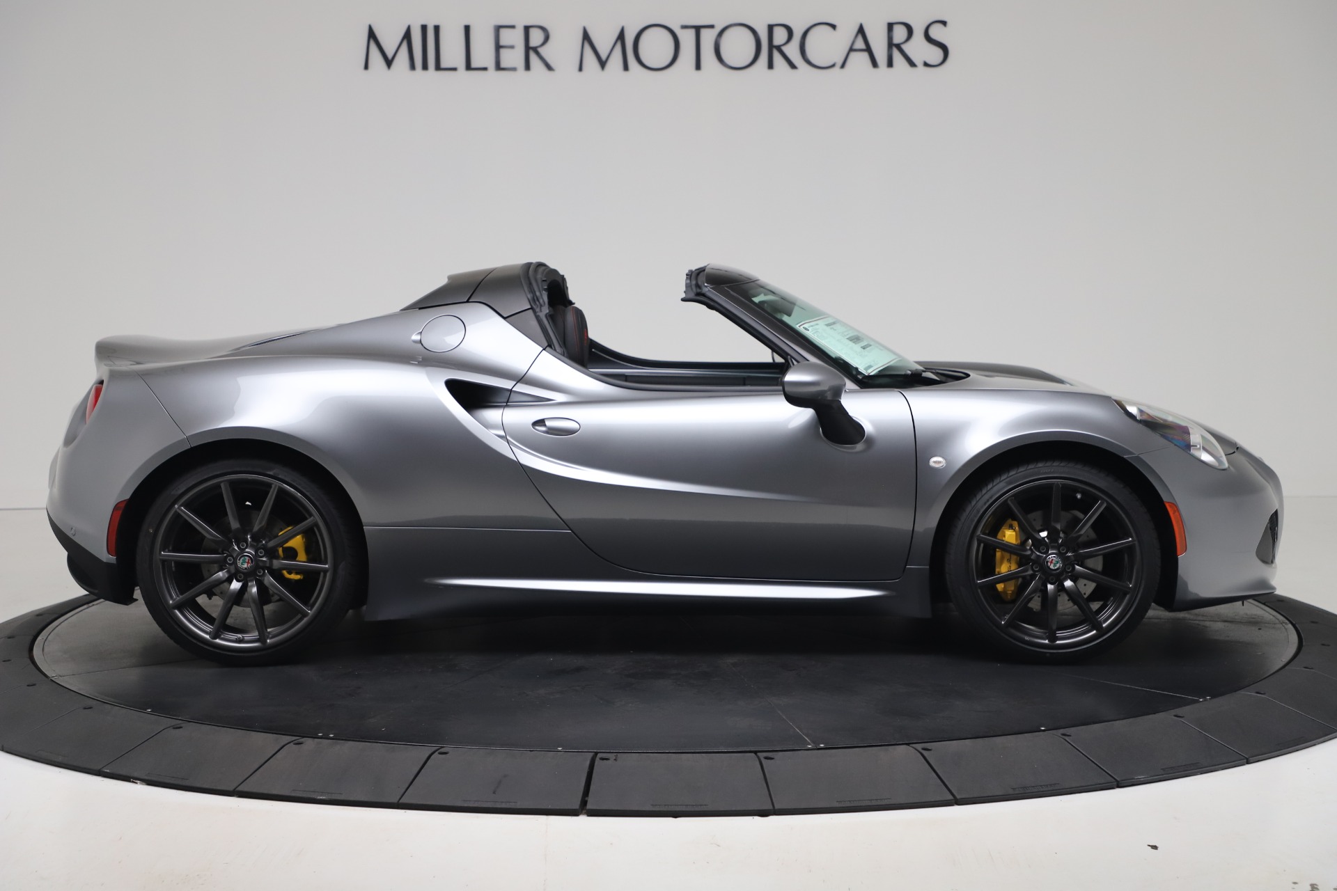 New-2020-Alfa-Romeo-4C-Spider