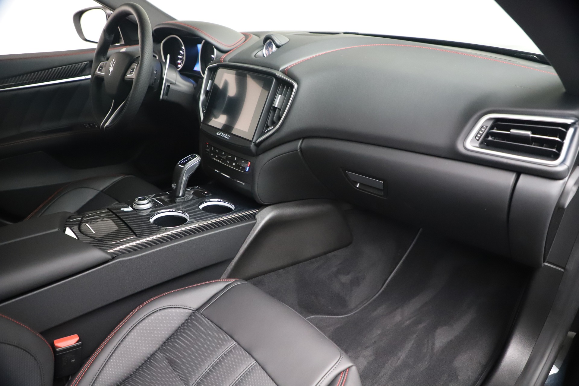 New-2020-Maserati-Ghibli-S-Q4-GranSport