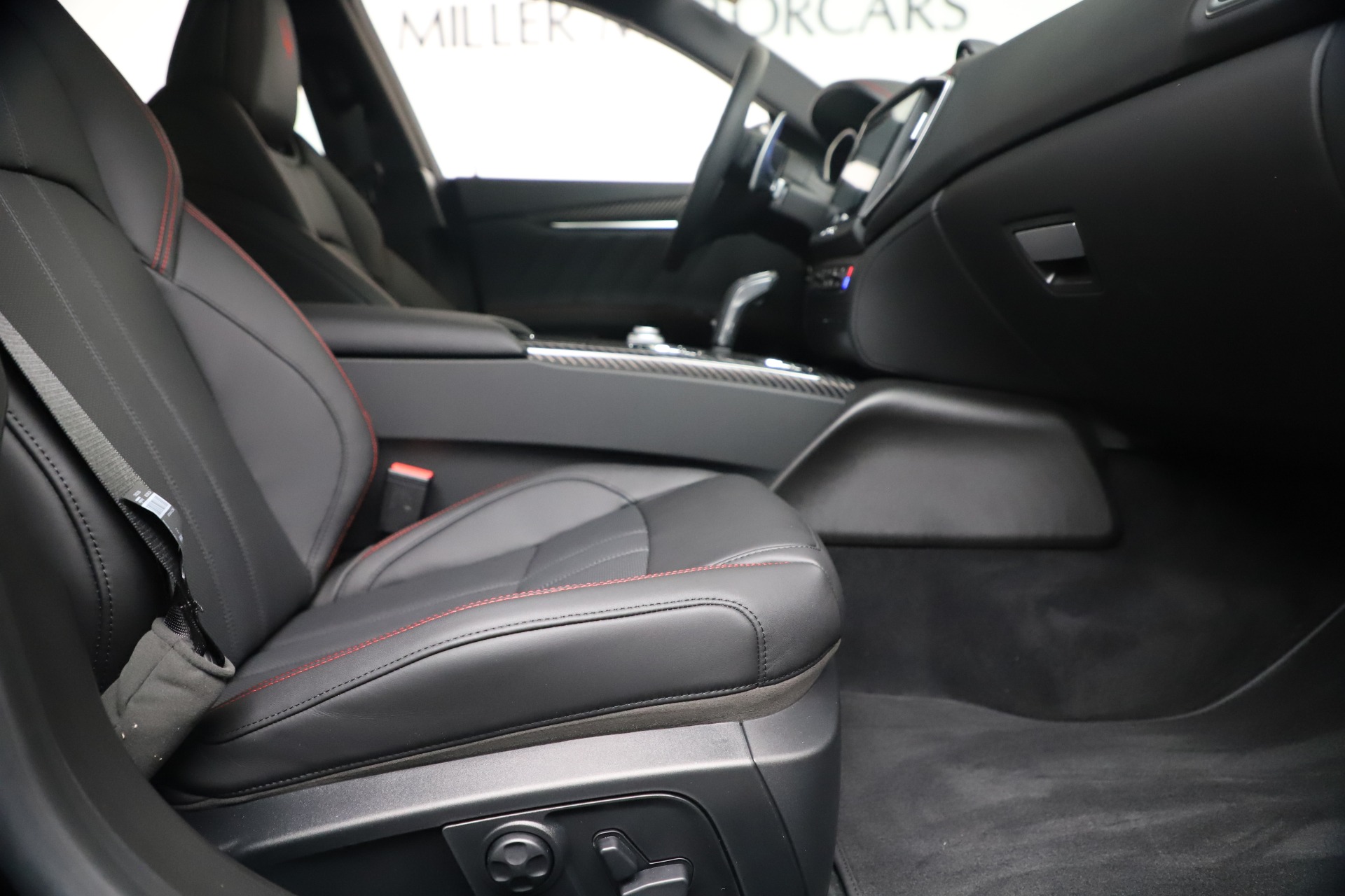 New-2020-Maserati-Ghibli-S-Q4-GranSport