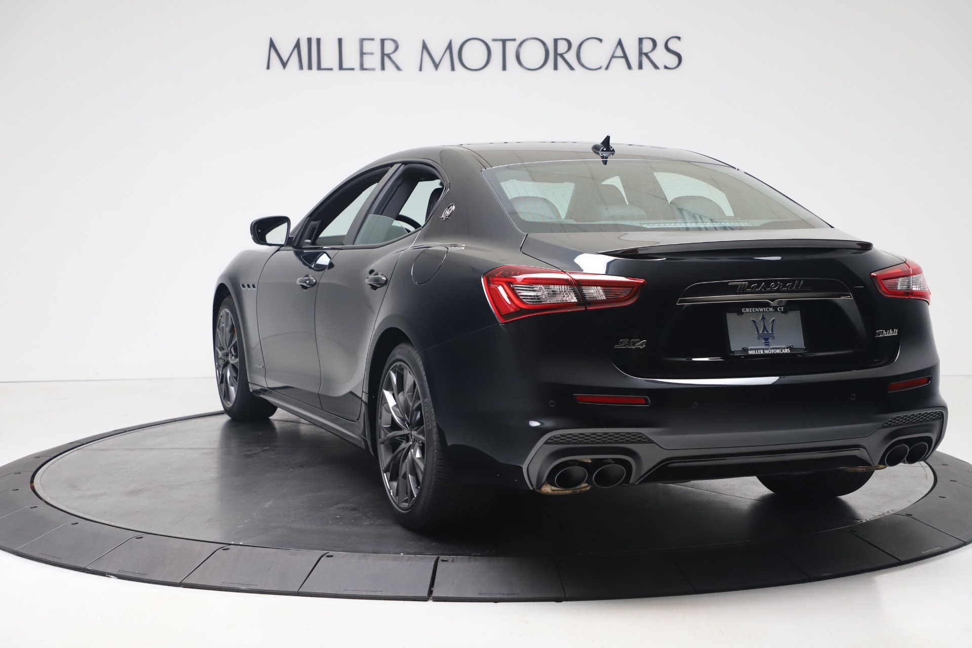 New-2020-Maserati-Ghibli-S-Q4-GranSport