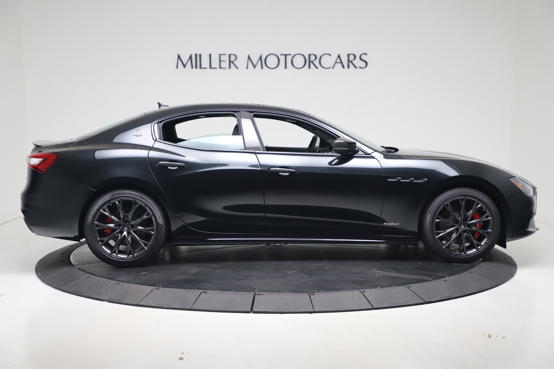 New-2020-Maserati-Ghibli-S-Q4-GranSport