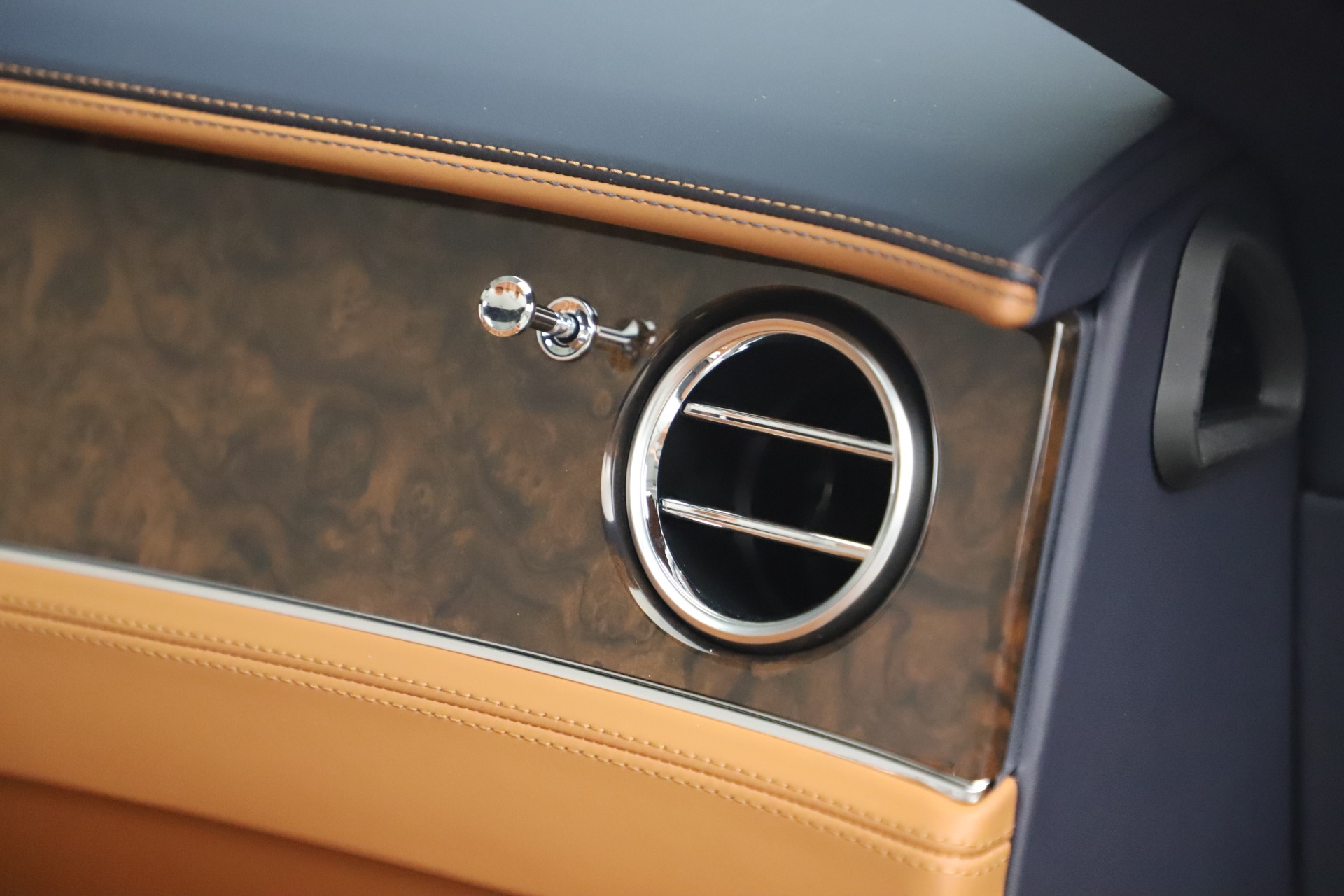 New-2020-Bentley-Continental-GTC-W12