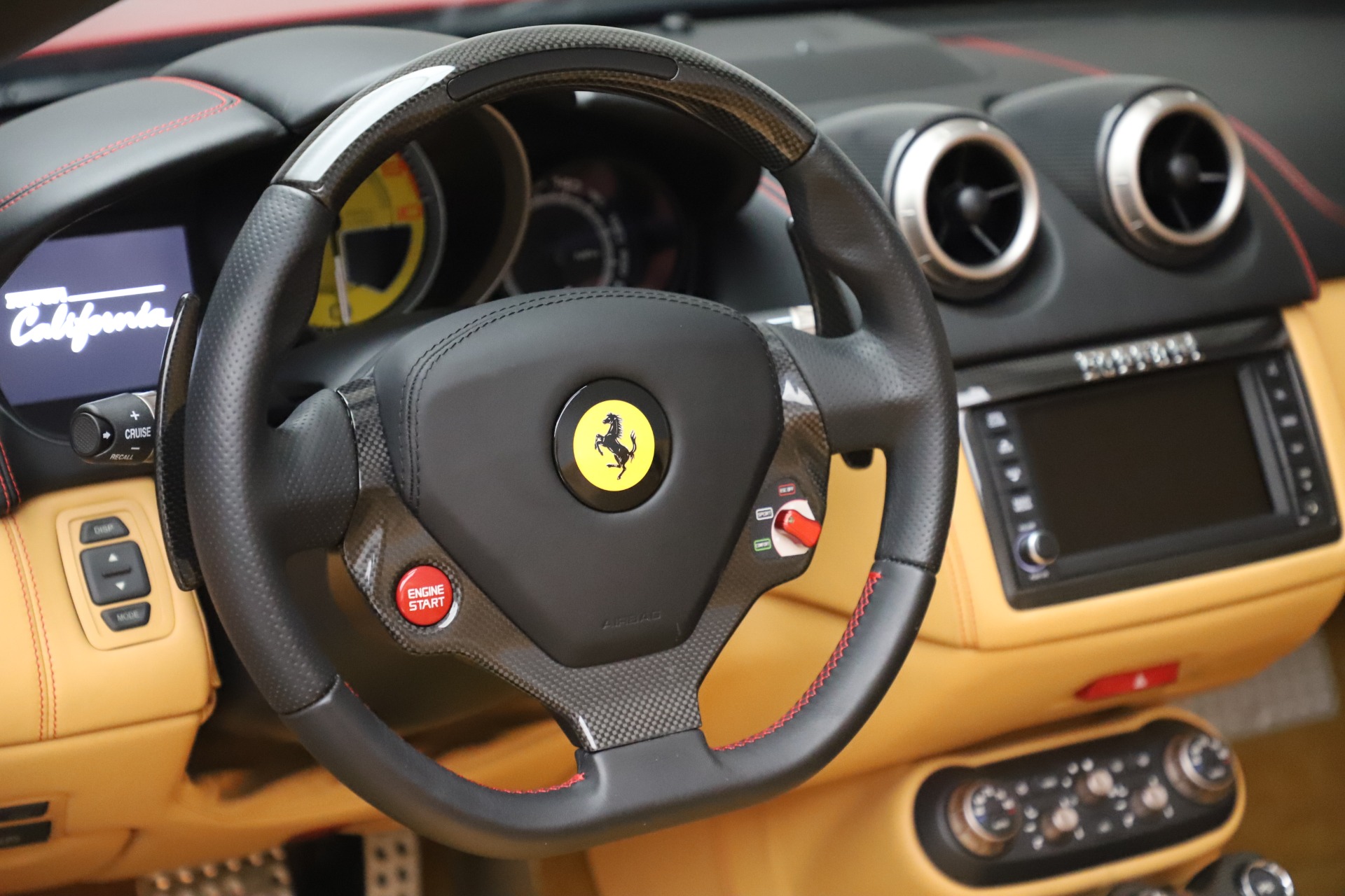 Used-2014-Ferrari-California-30