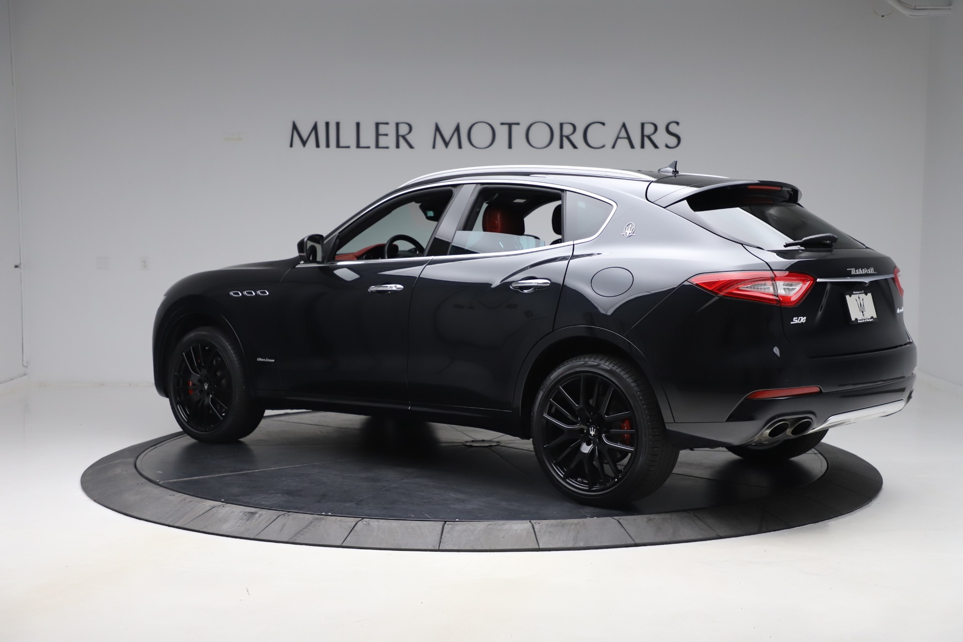 Used-2019-Maserati-Levante-S-Q4-GranLusso