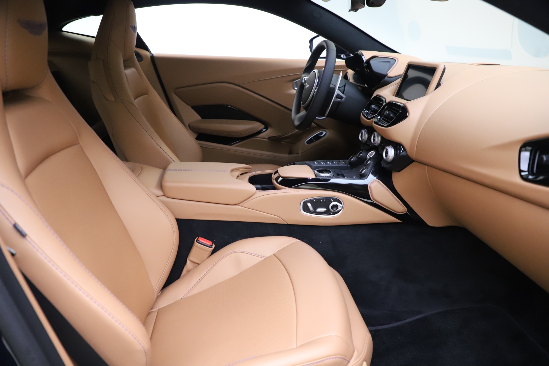 New-2020-Aston-Martin-Vantage-Coupe