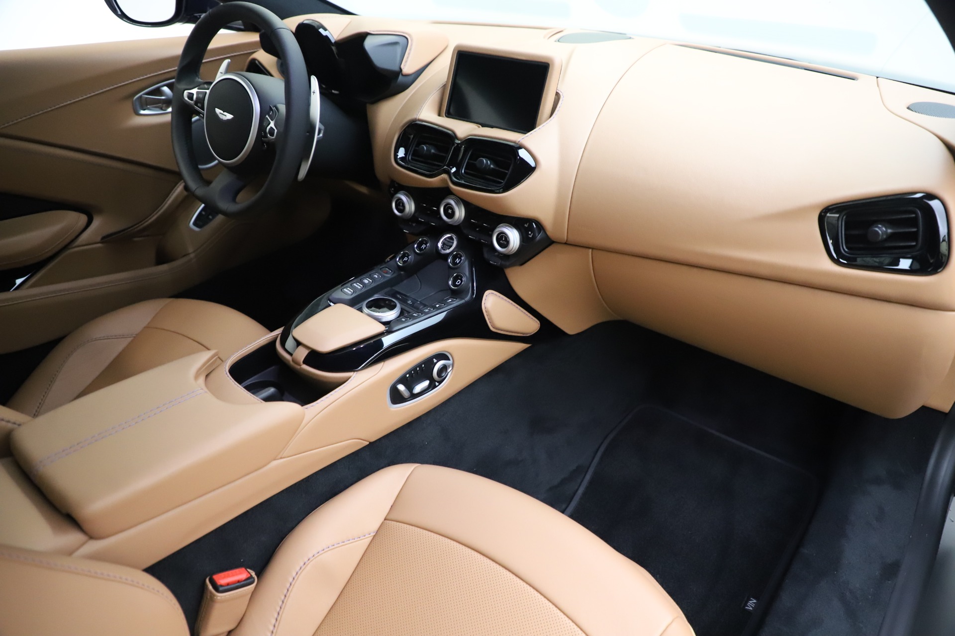 New-2020-Aston-Martin-Vantage-Coupe