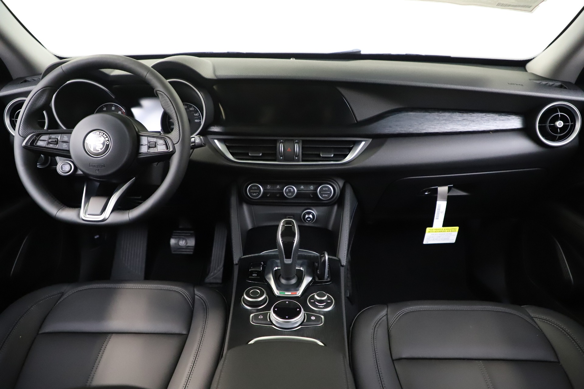 New-2020-Alfa-Romeo-Stelvio-Sport-Q4