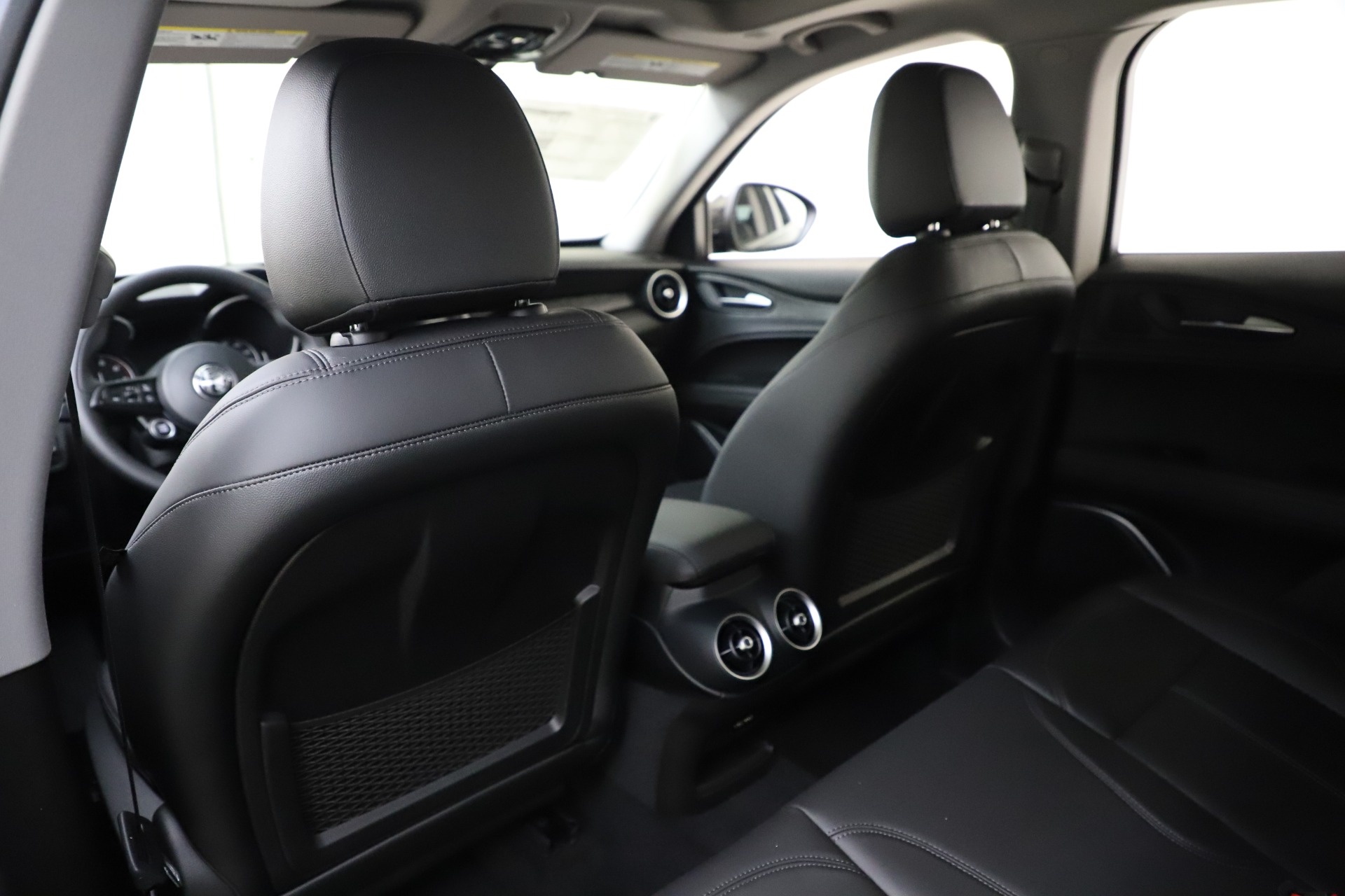 New-2020-Alfa-Romeo-Stelvio-Sport-Q4