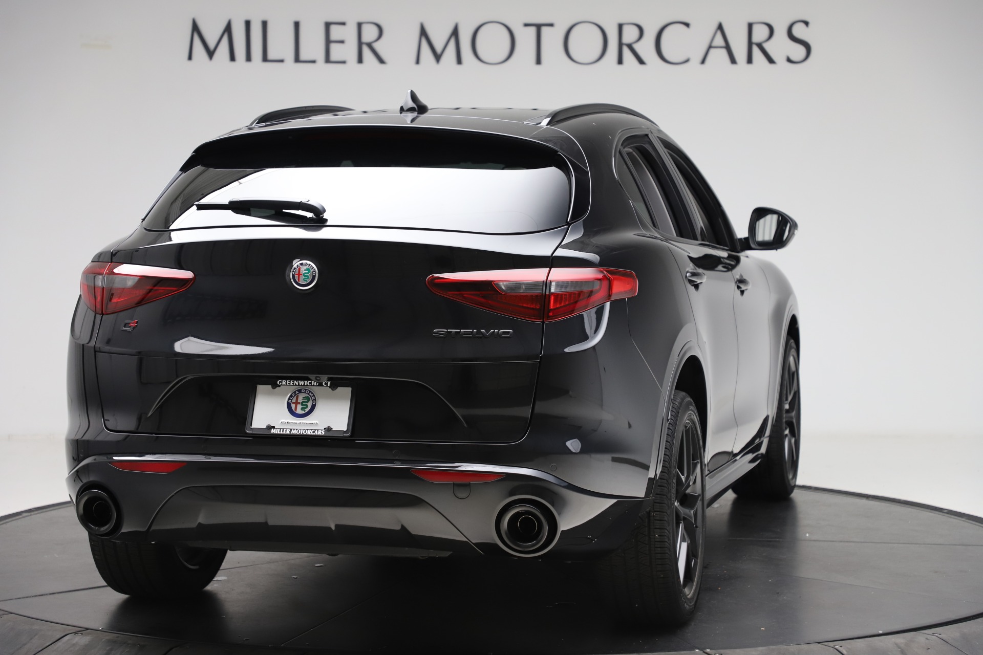 New-2020-Alfa-Romeo-Stelvio-Sport-Q4