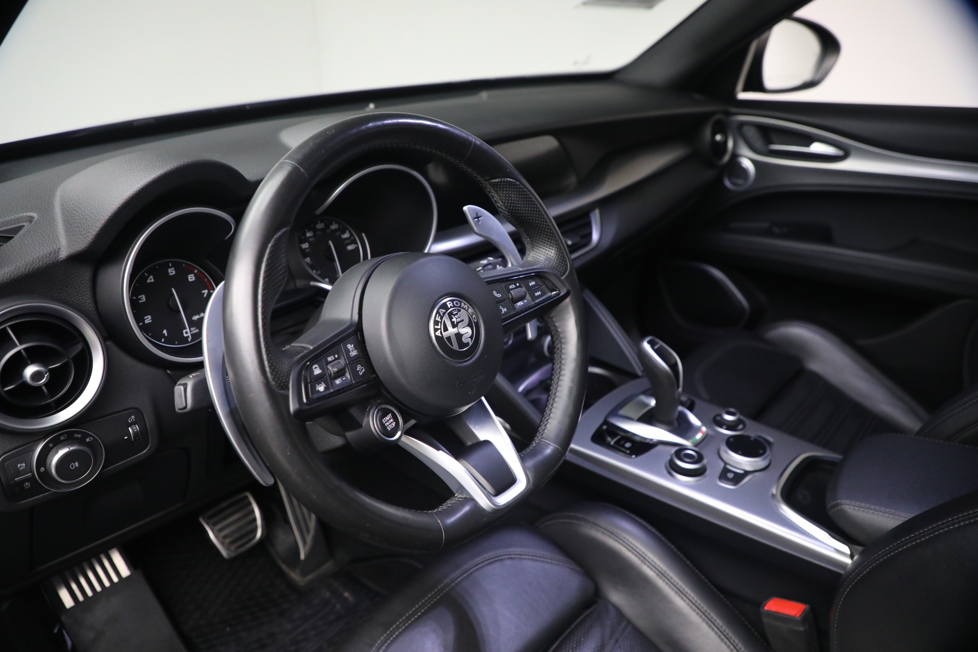 Used-2020-Alfa-Romeo-Stelvio-Ti-Sport-Q4