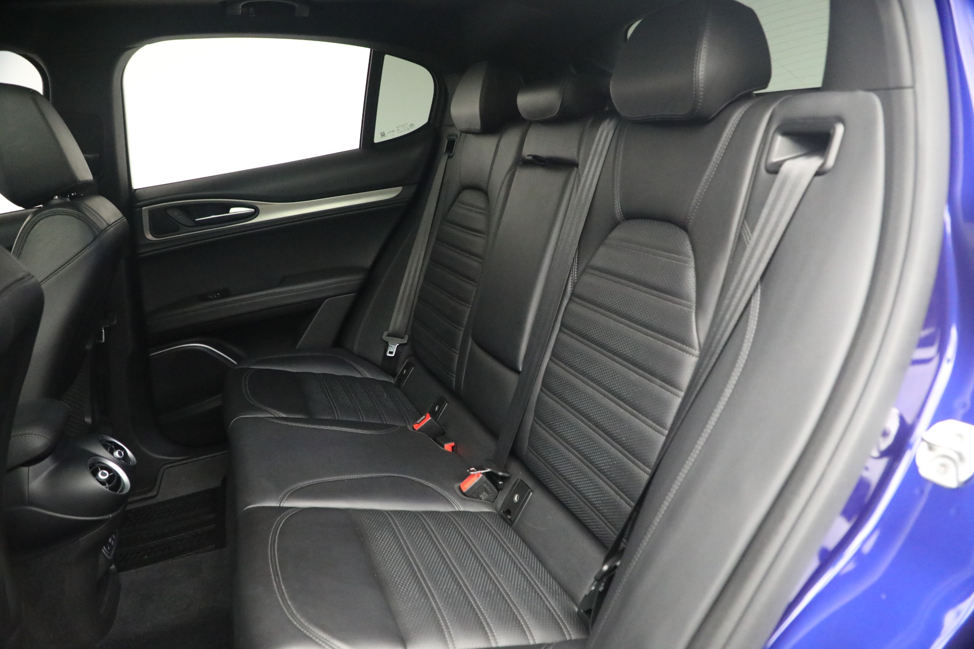 Used-2020-Alfa-Romeo-Stelvio-Ti-Sport-Q4