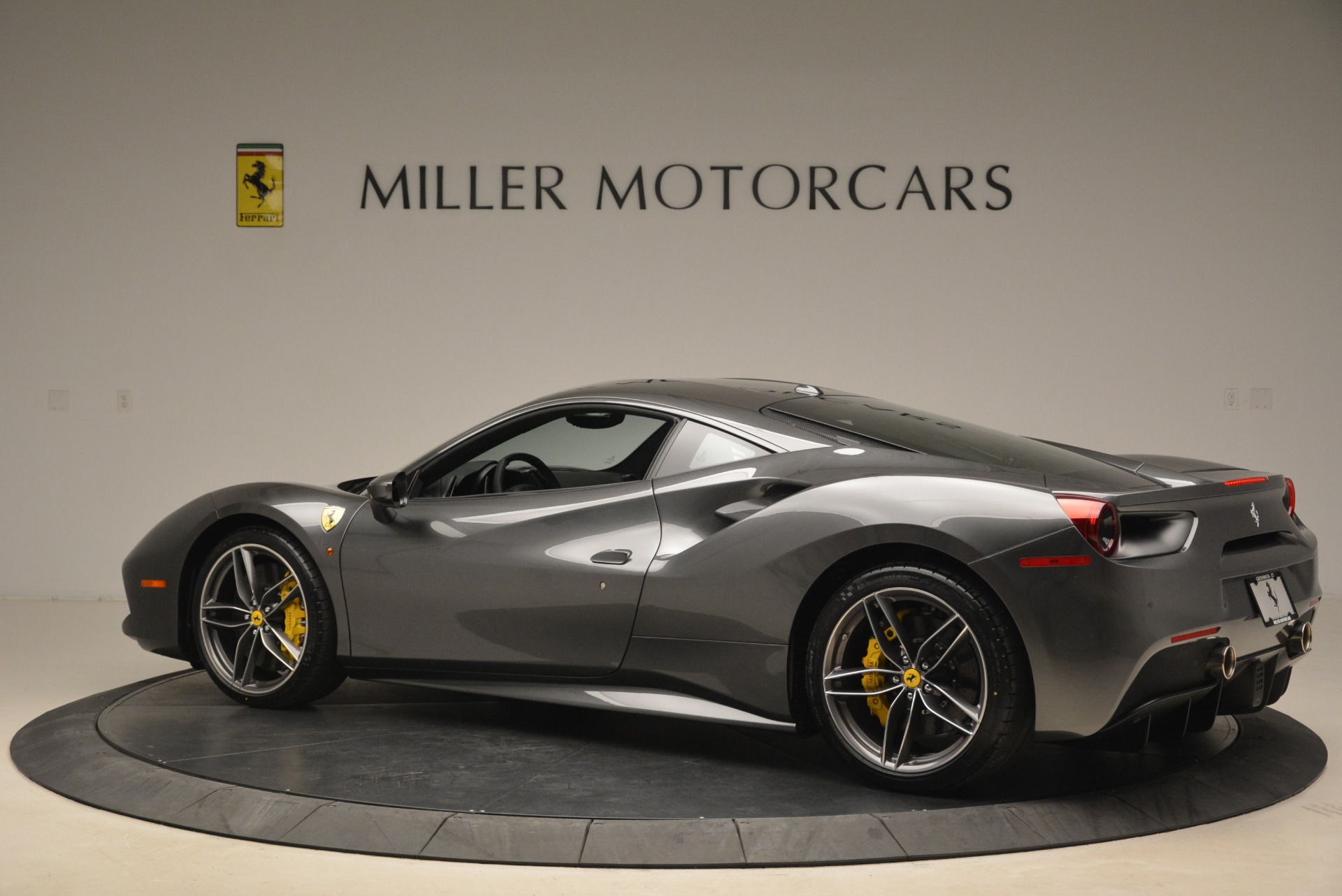 Used-2018-Ferrari-488-GTB