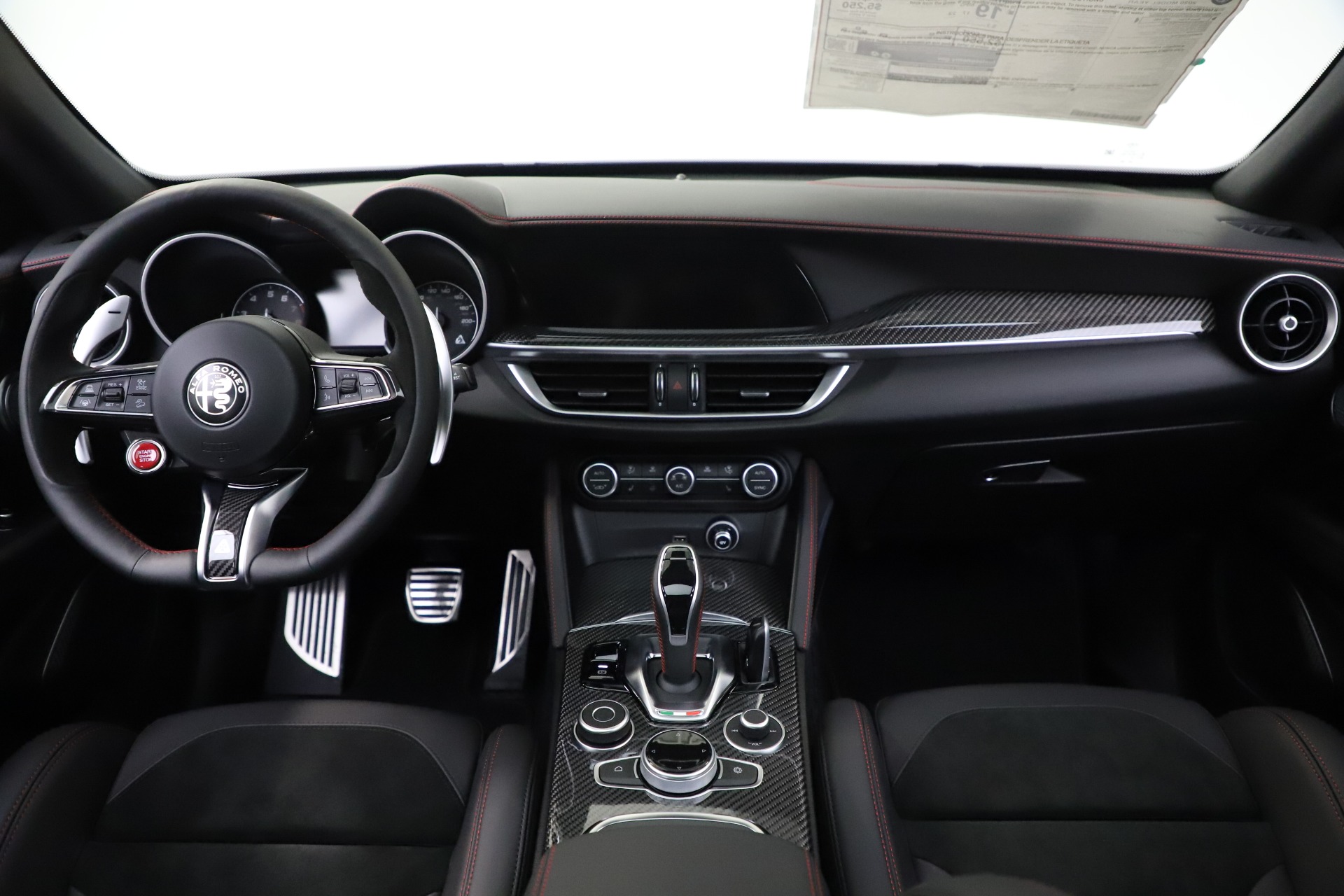 New-2020-Alfa-Romeo-Stelvio-Quadrifoglio